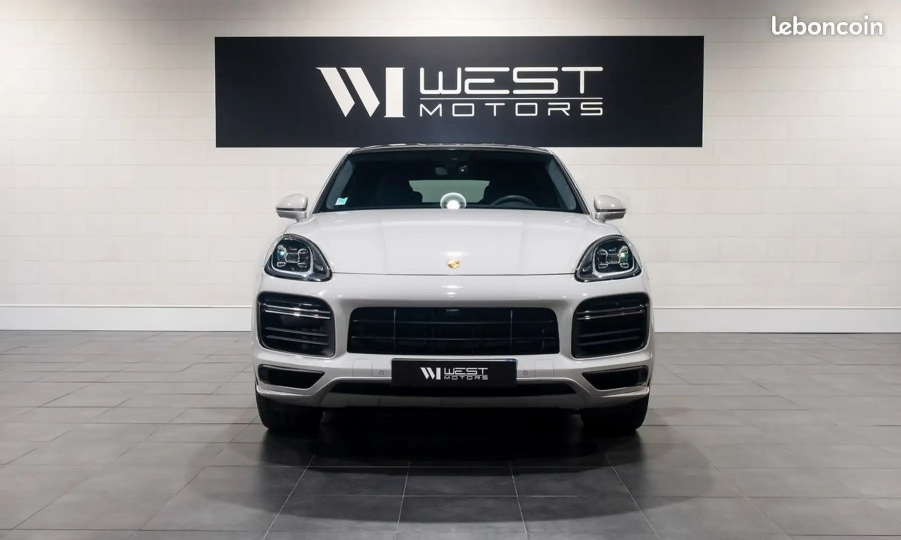 Porsche Cayenne Coupé Turbo S Hybrid 680 – Français Pack Allégé Ro Gris - 2