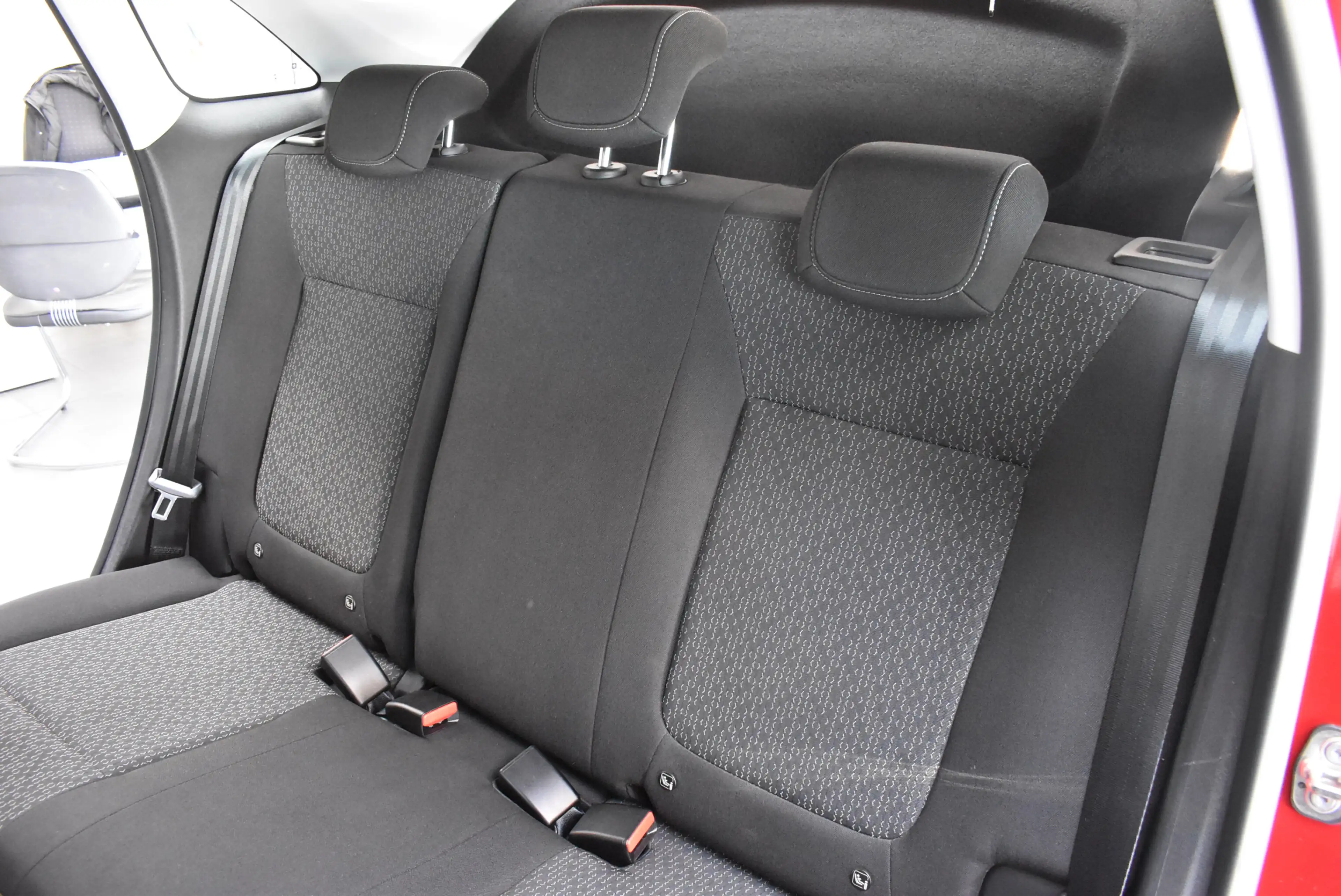 Opel Crossland Edition 1.2T 96kW SHZ LHZ LED RFK PDC — photo 10