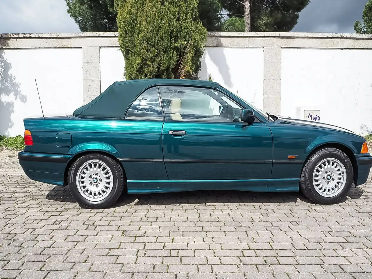 BMW 328i Cabriolet, foto 7