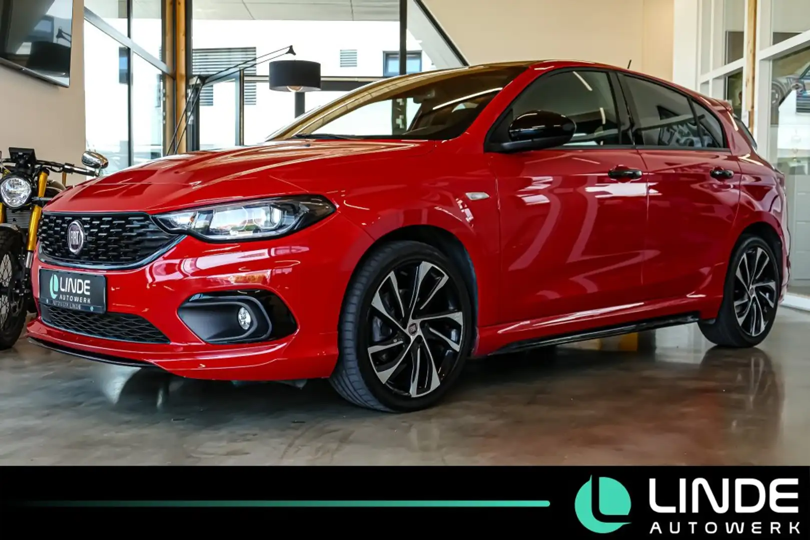 Fiat Tipo S-Design |NAVI|RFK|BI-XENON|CARPLAY|17 ALU Rot - 1
