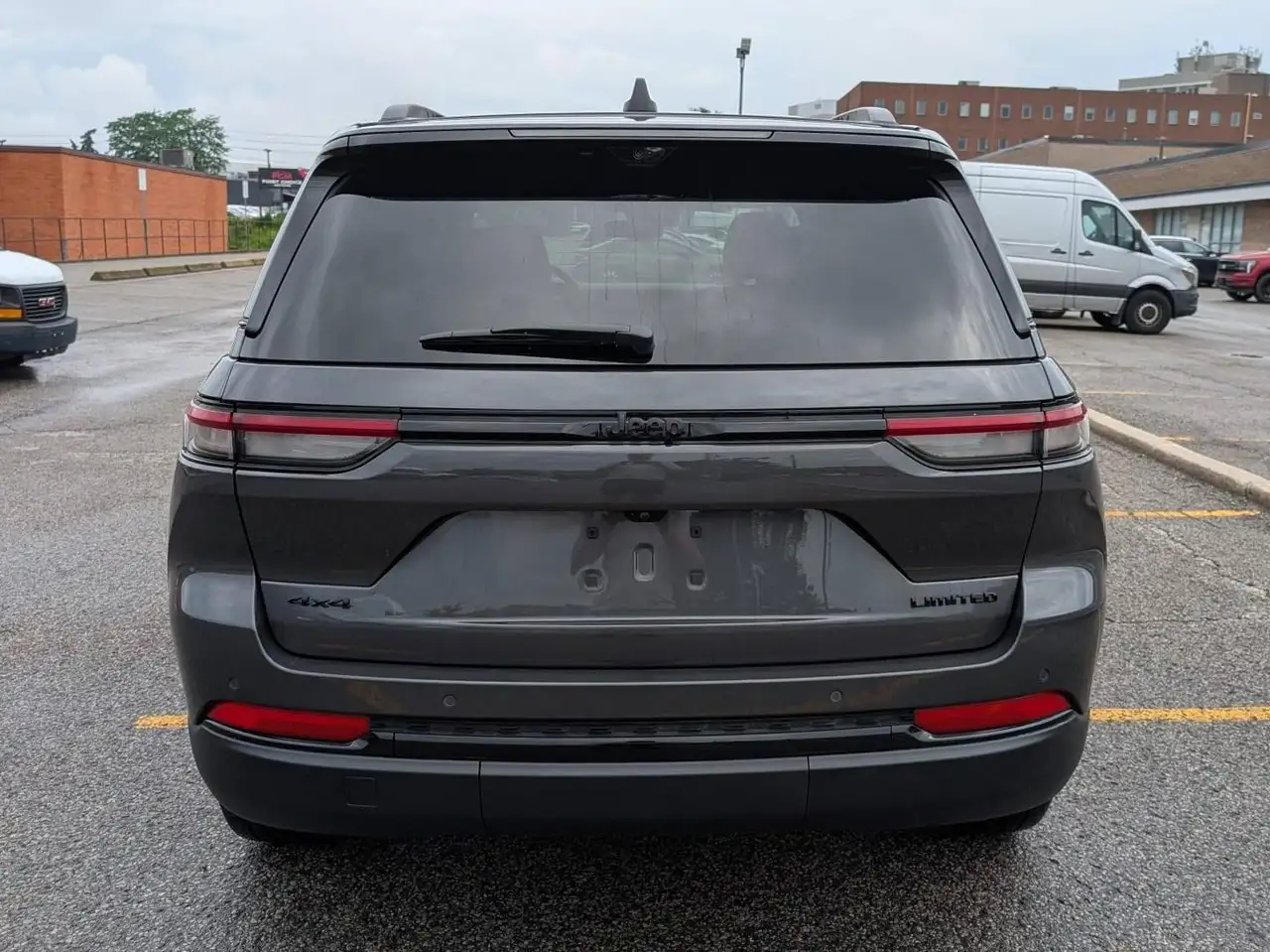 Jeep Grand Cherokee снимка Jeep Grand Cherokee