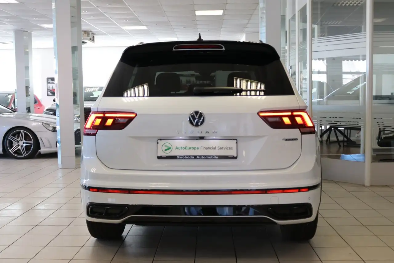2022 Volkswagen Tiguan 4M R-Line Black Style STHZ 360 Matrix Pan, photograph 6