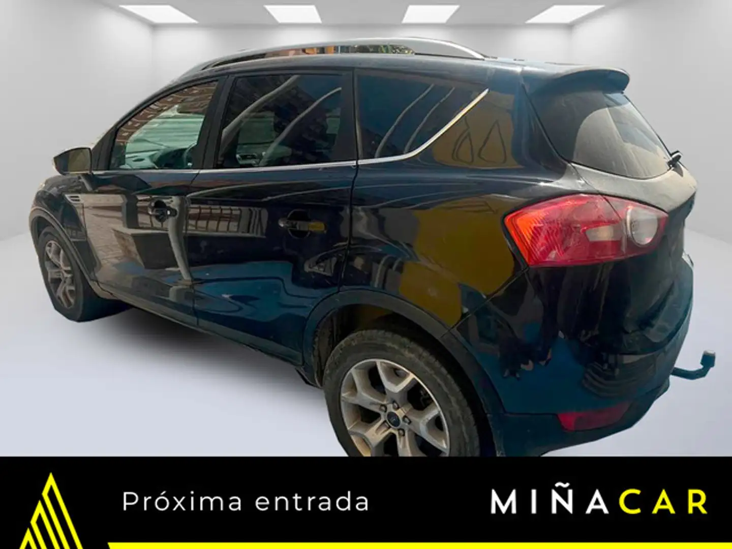 Ford Kuga 2.0TDCI Titanium 4WD Schwarz - 2