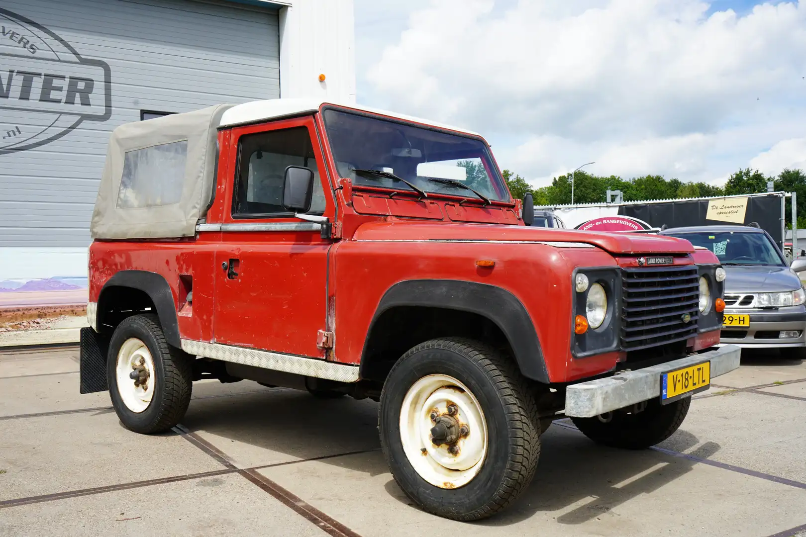Land Rover Defender 90 Rouge - 2