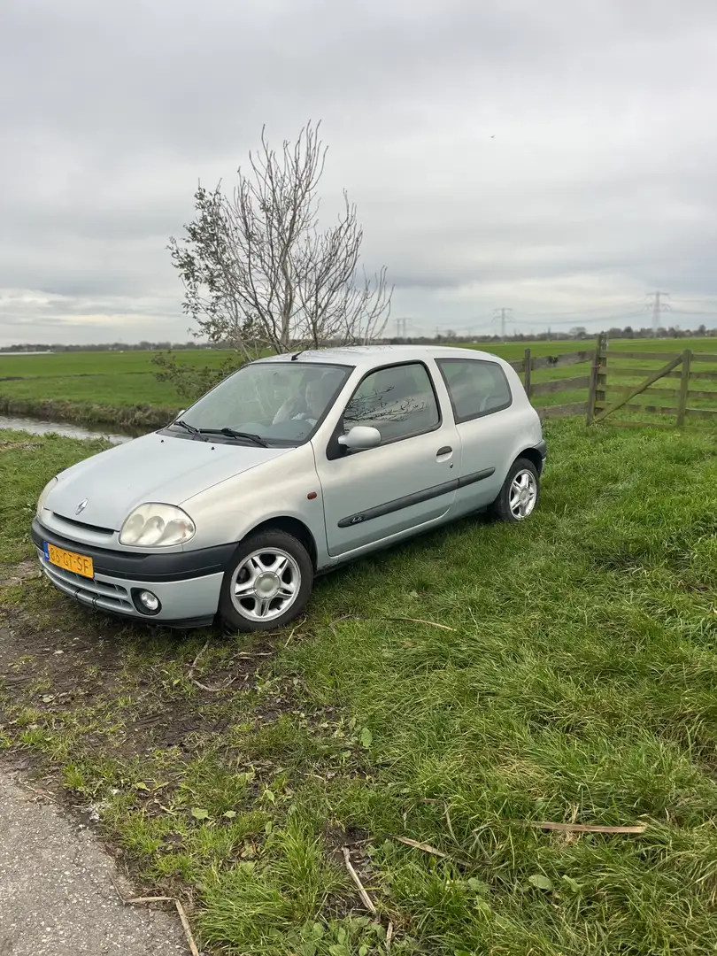Renault Clio 1.4 Ludo Szürke - 1