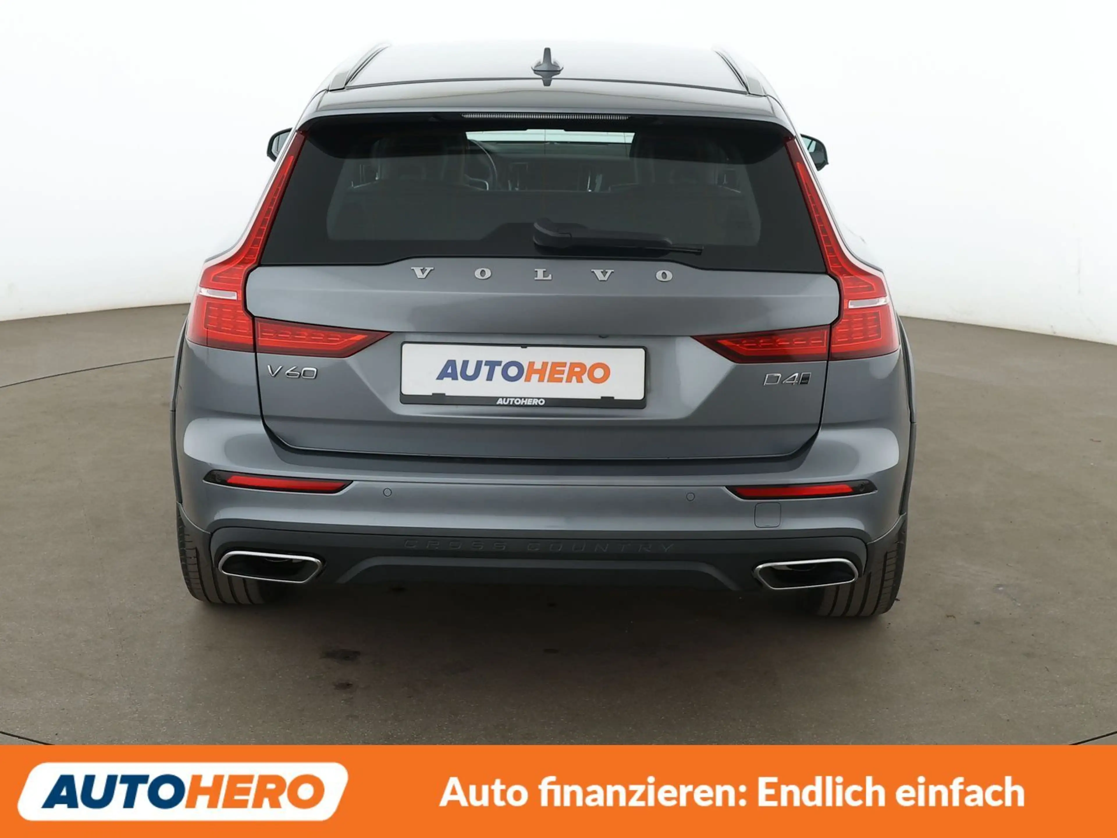 Volvo V60 Cross Country 2.0 D4 AWD Aut.*NAV*LED*TEMP*CAM*PDC*SHZ* — photo 5