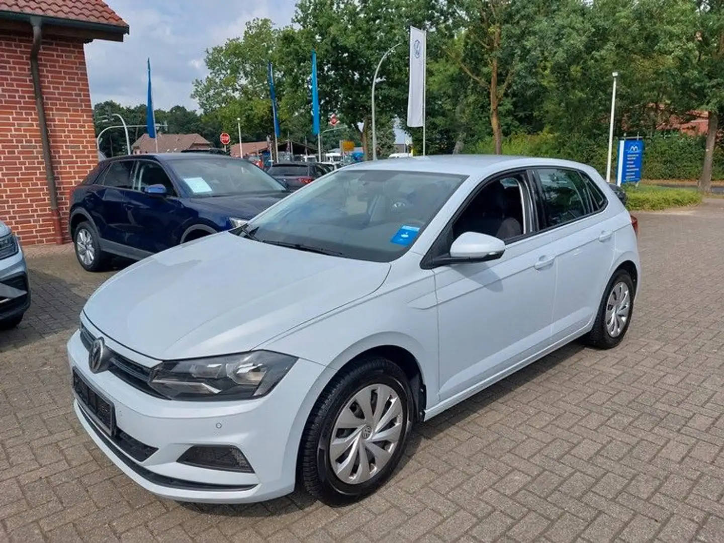 Volkswagen Polo 1,0 TSI Comfortline *NAVI*PDC*Sitzhzg* Argent - 1