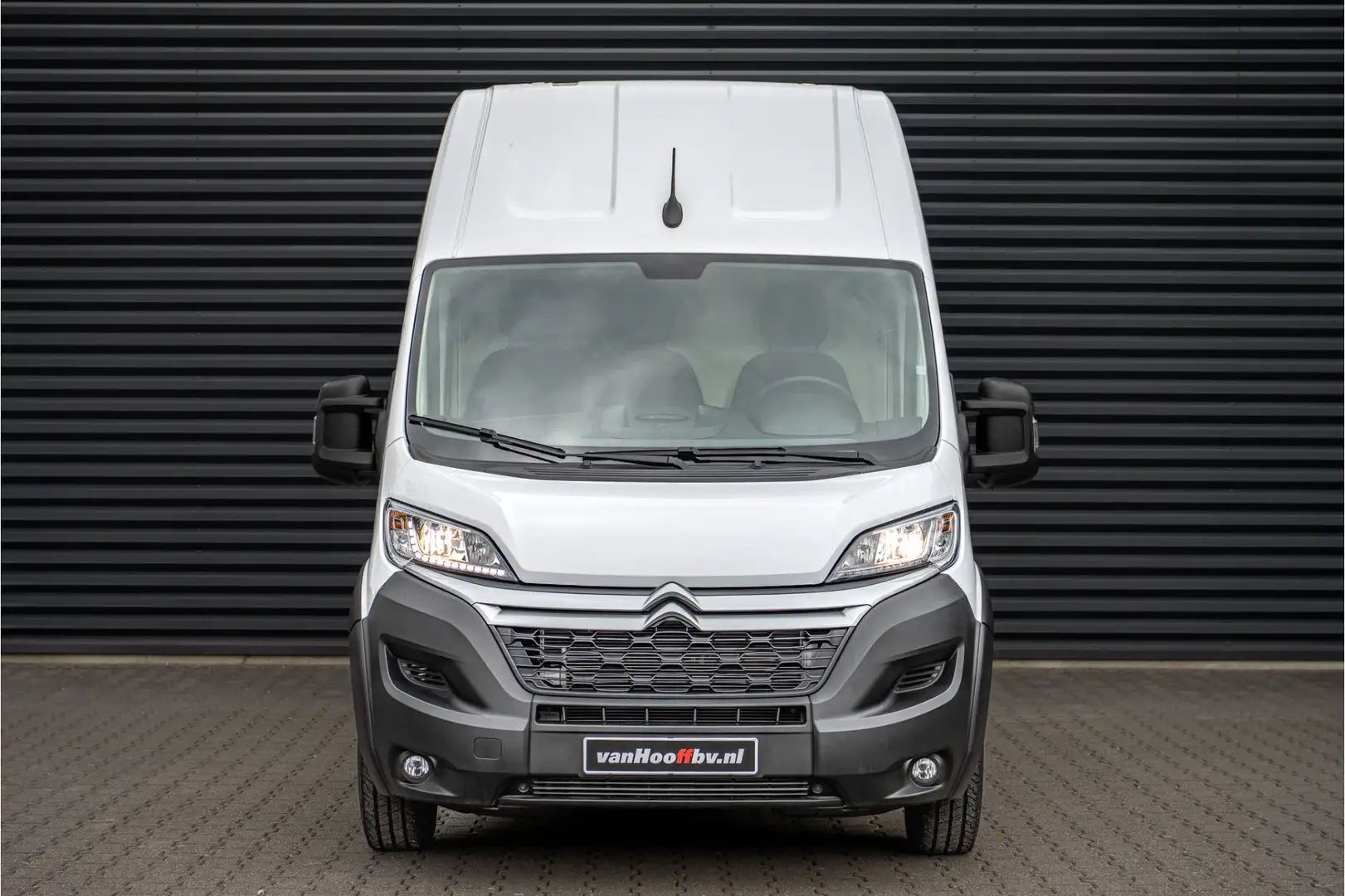 Citroen Jumper 2.2 BlueHDi 165 L4H3 Zwaar 3.5t Wit - 2