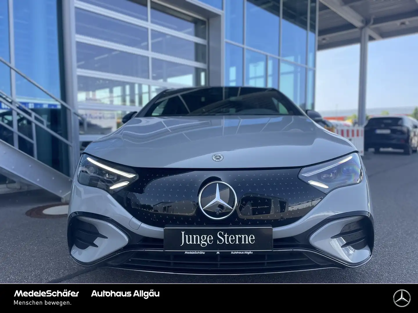 Mercedes-Benz EQE 500 EQE 500 4M AMG Airmatic Sitzklima HYPER NP120 LED Серый - 2