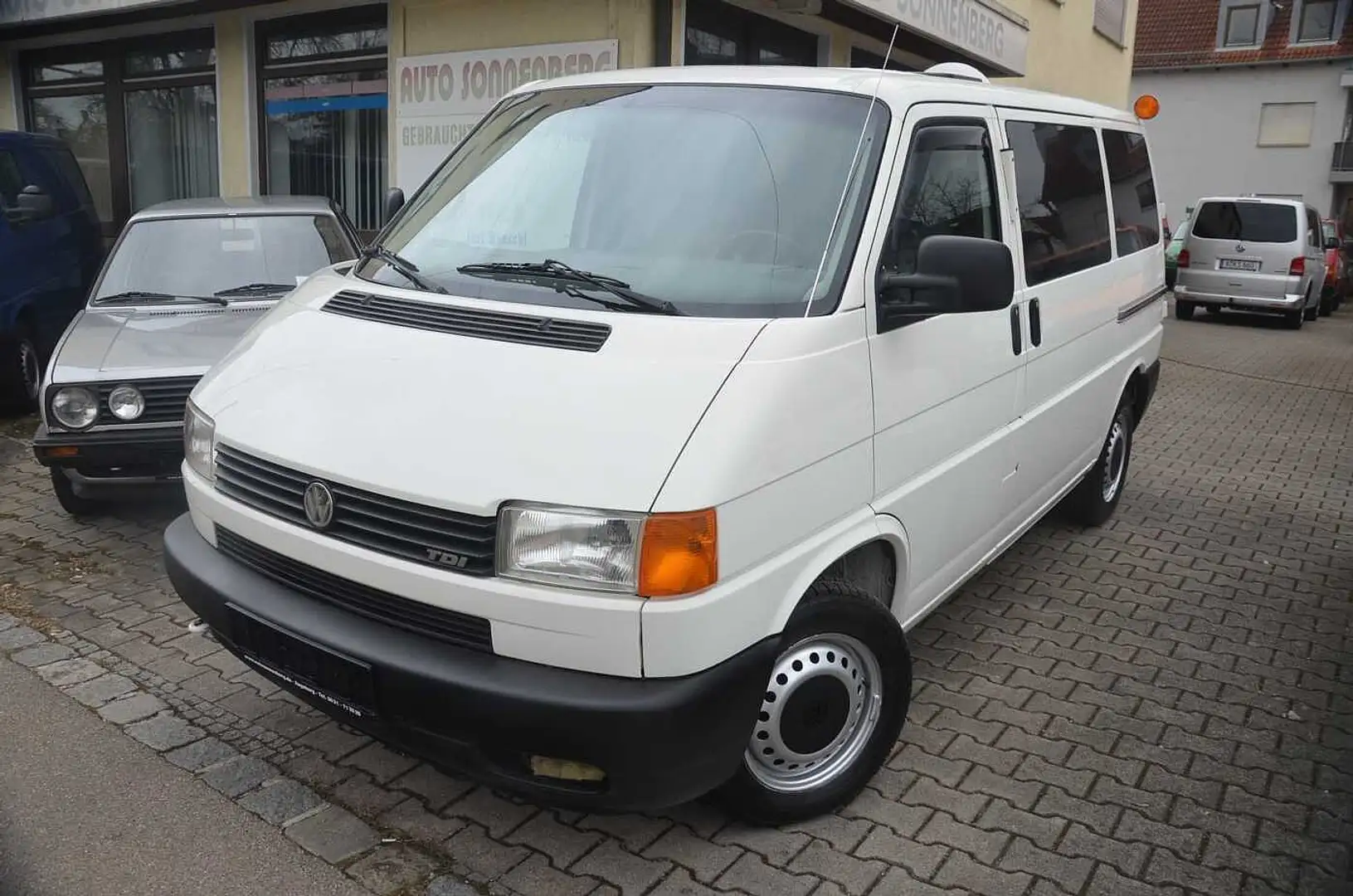 Volkswagen T4 2,5 TDI, Klima, 2 Schiebetüren, original 99700km Белый - 1