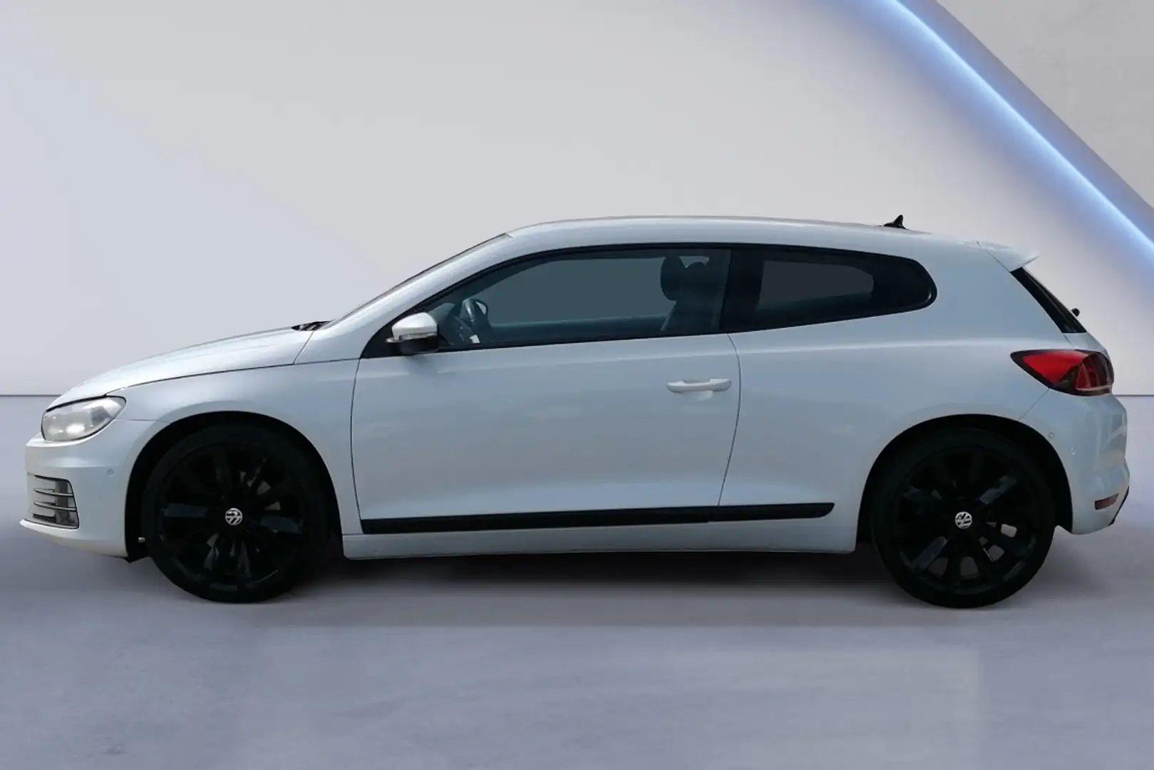 Volkswagen Scirocco 2.0 TSI Sport Xenon+DYNAUDIO+PARKLENK+ Wit - 2