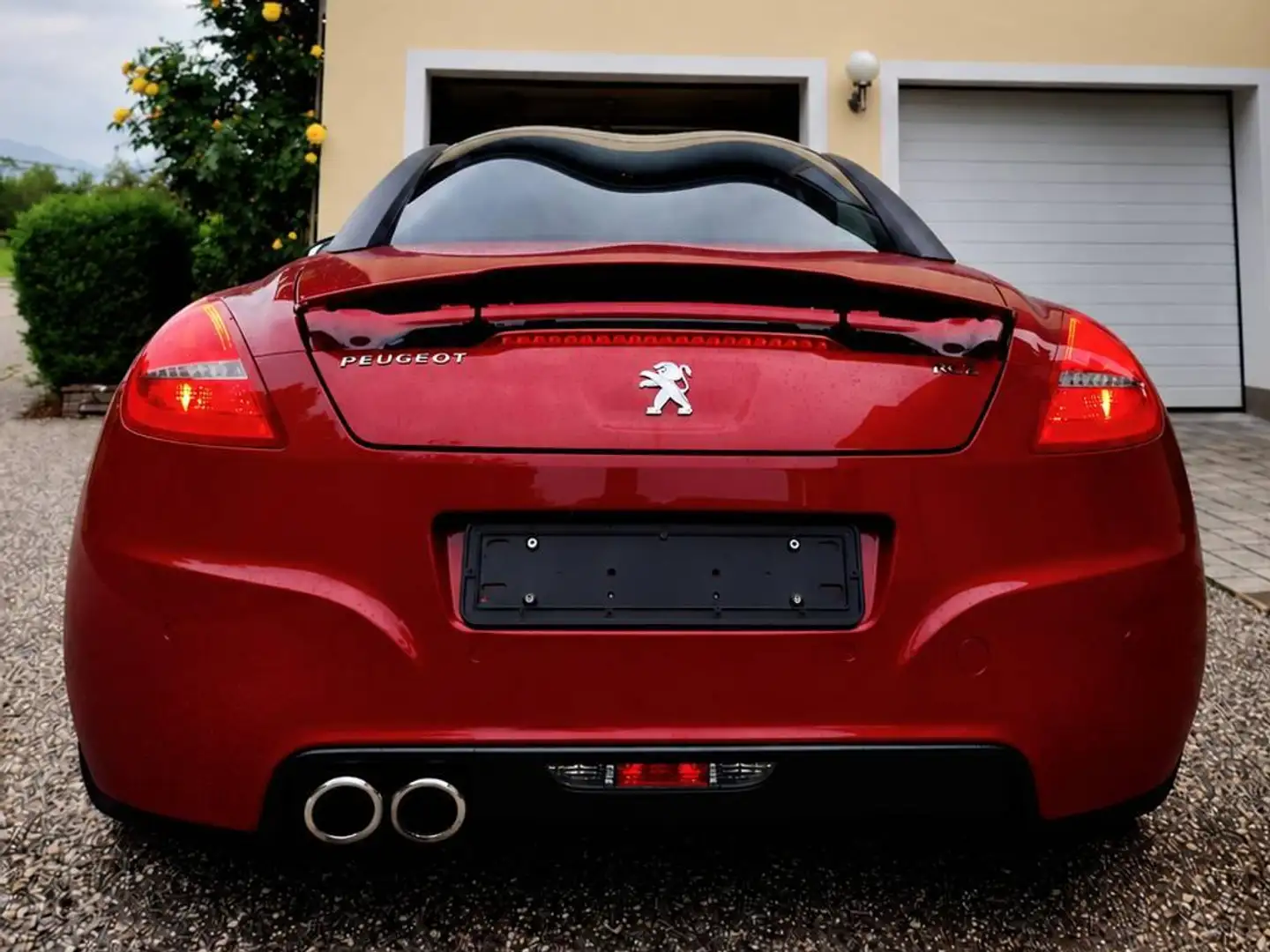 Peugeot RCZ RCZ 1,6 THP 155 Rot - 1