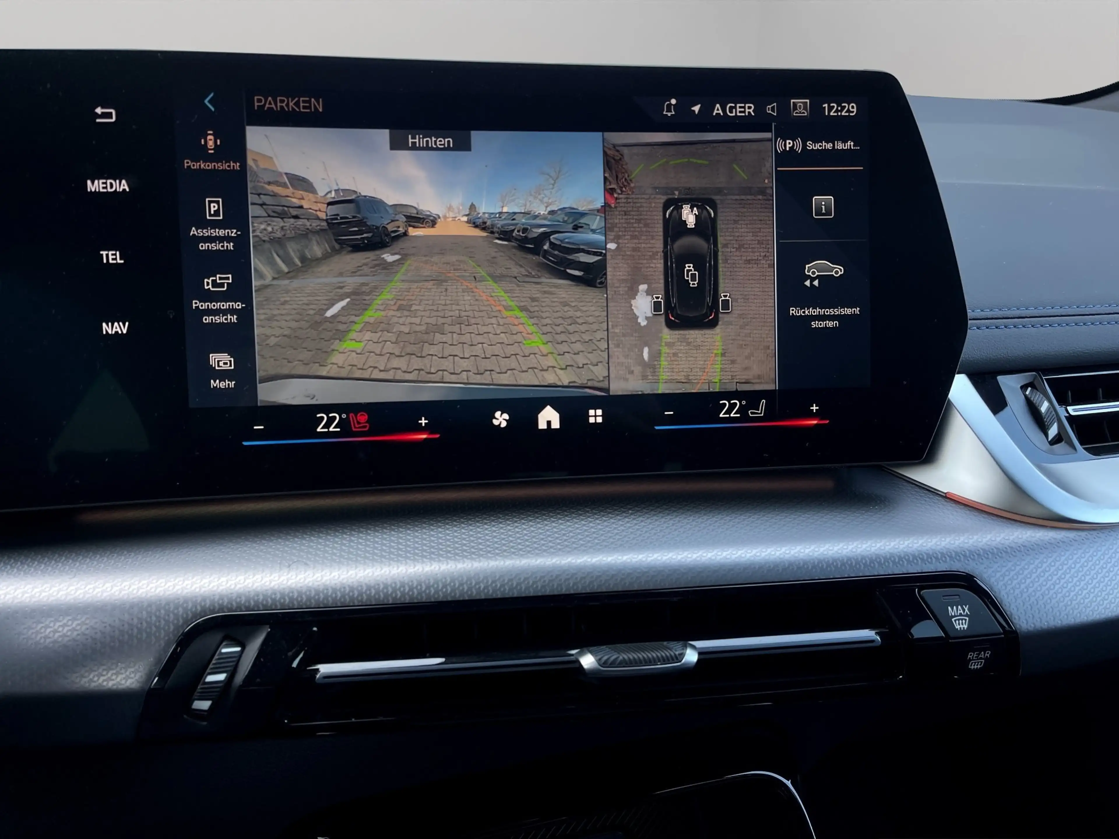 BMW 223 i xDrive Active Tourer M Sport AHK Head-Up — photo 8