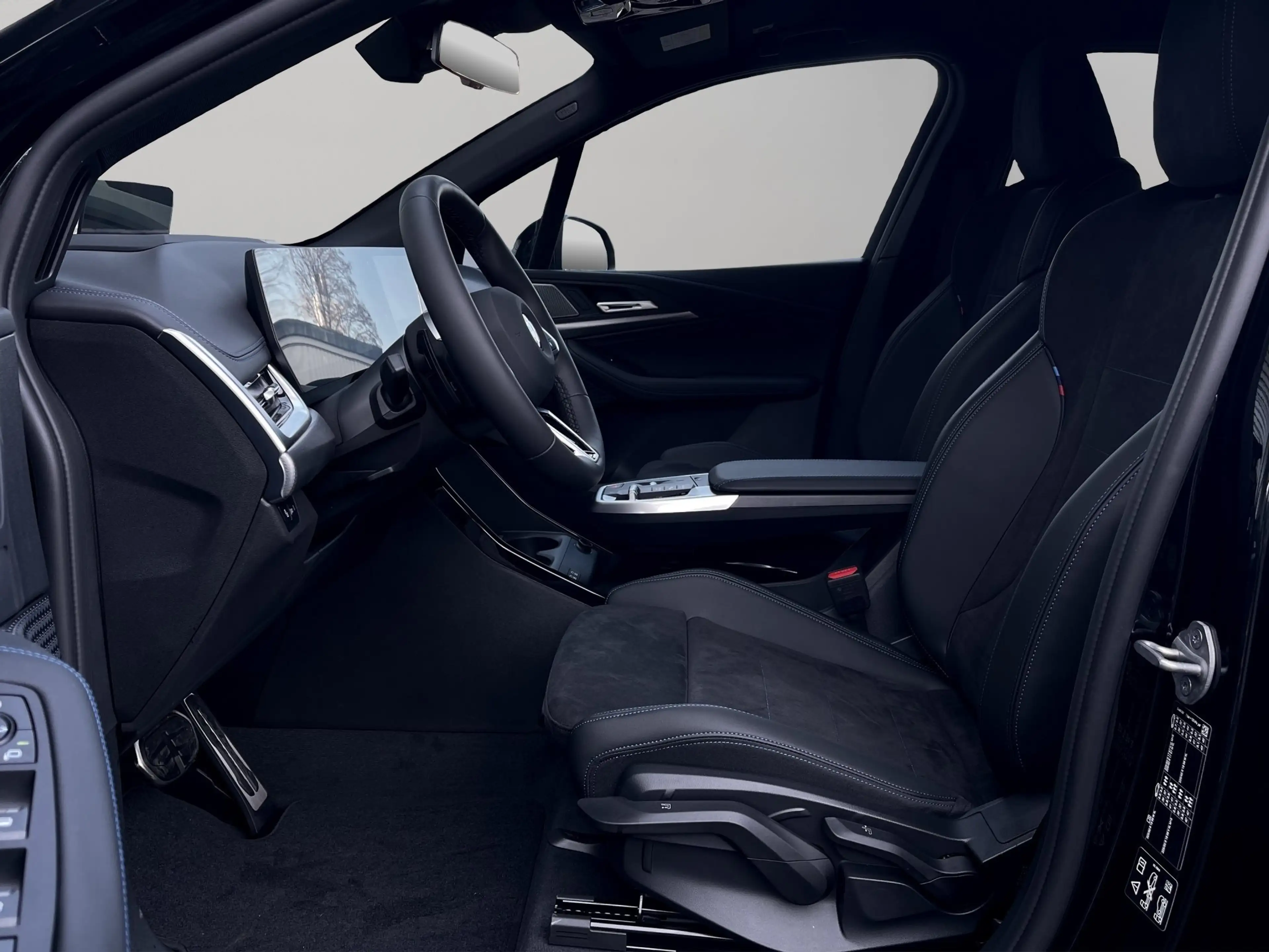 BMW 223 i xDrive Active Tourer M Sport AHK Head-Up — photo 9