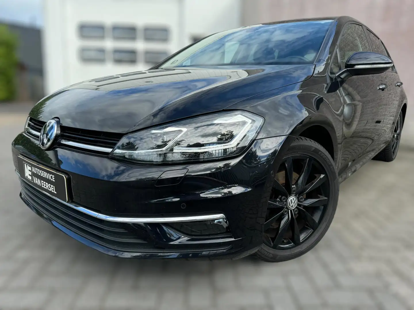 Volkswagen Golf 1.4 TSI Highline Business R VIRTUAL COCKPIT / MASS Noir - 1