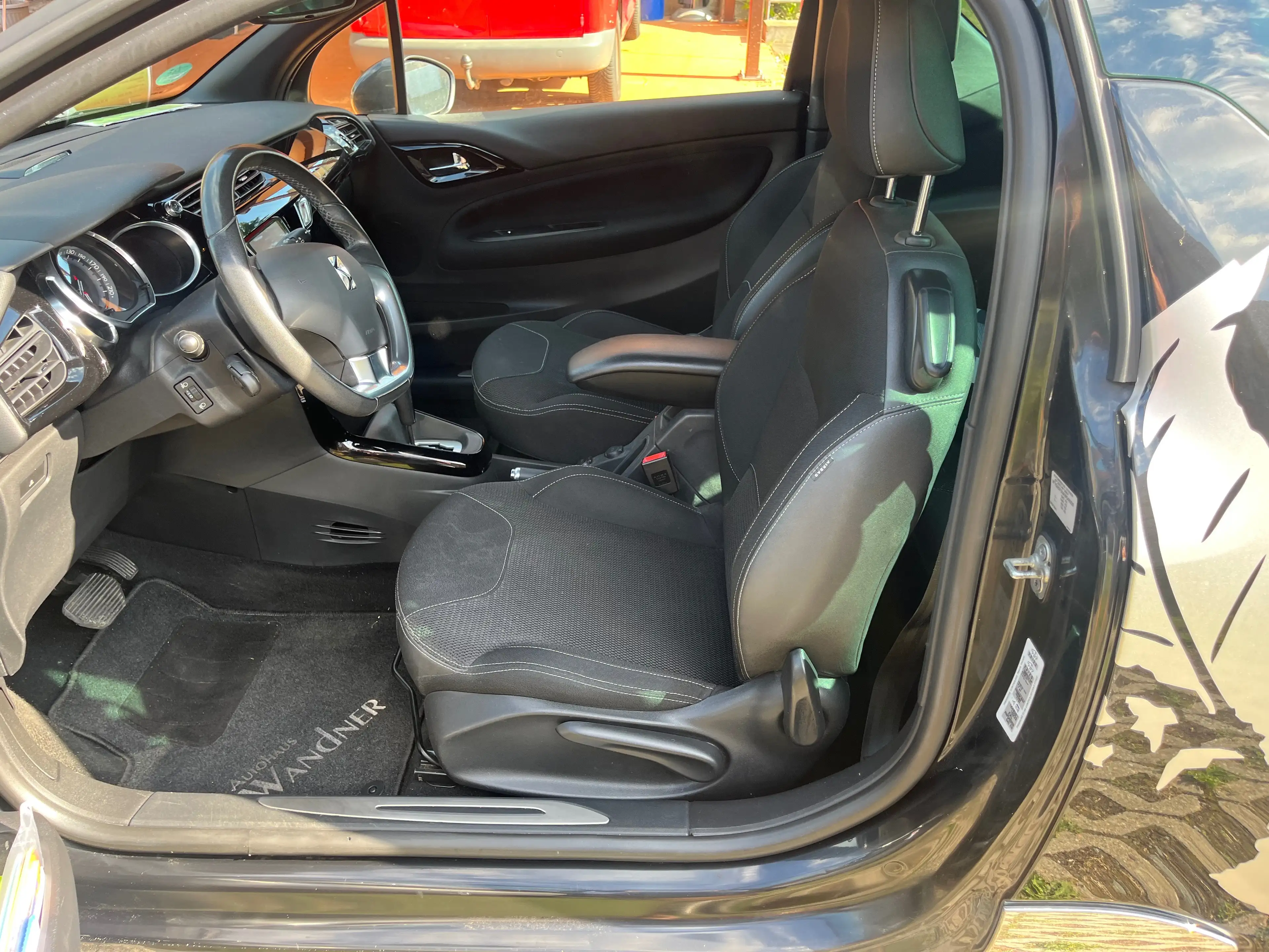 Citroen DS3 SoChic — photo 6