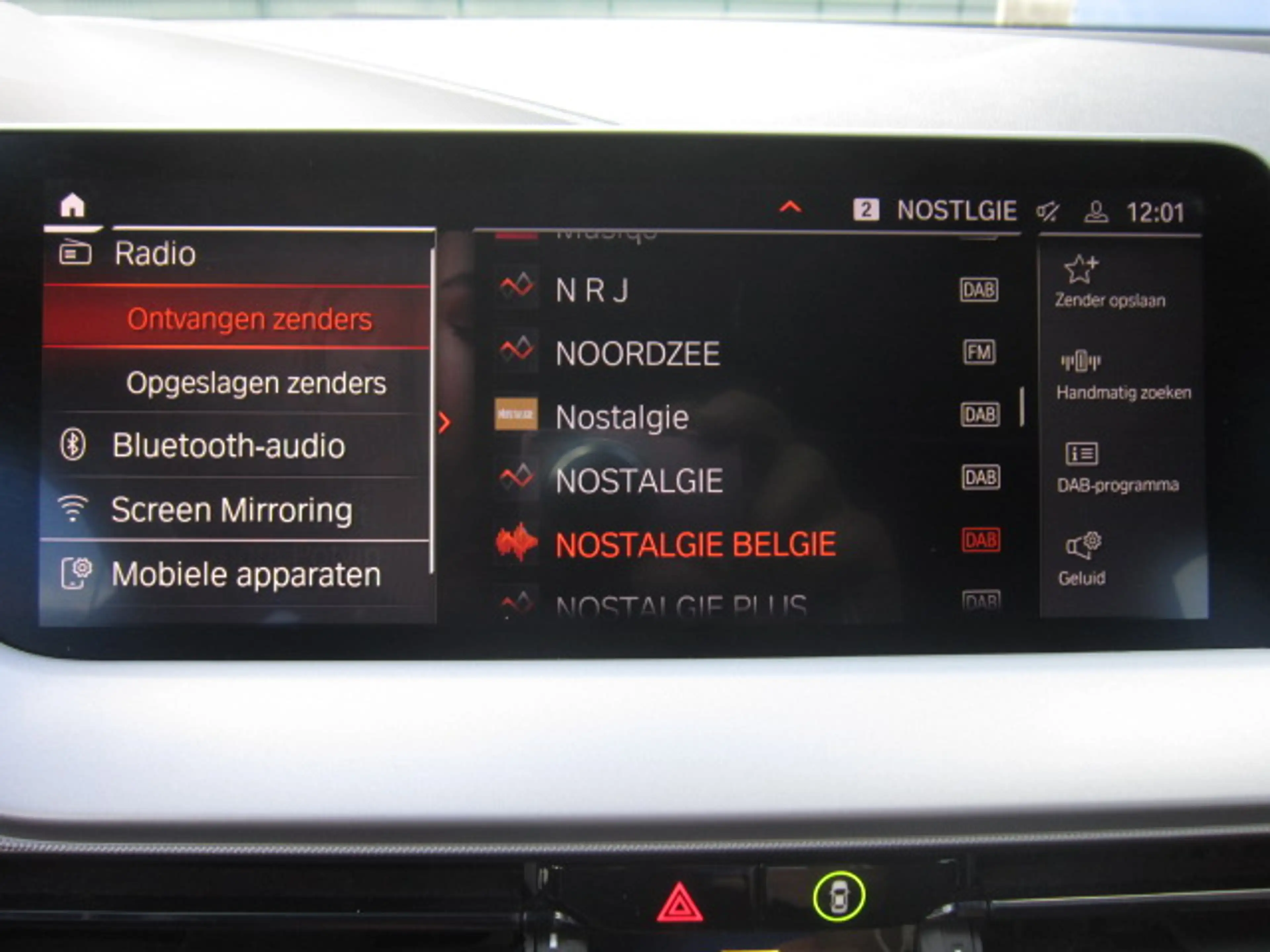 BMW 118 i 18" M-SPORT BLACK + PROF NAVI + ZETELVERWARMING + CARPLAY — photo 15