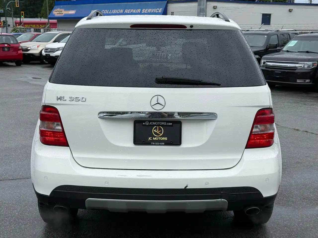 Mercedes-Benz M-Class снимка Mercedes-Benz M-Class