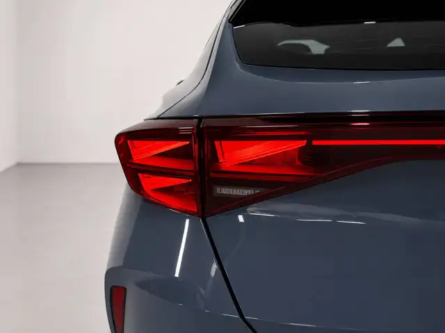 Cupra Formentor view 7