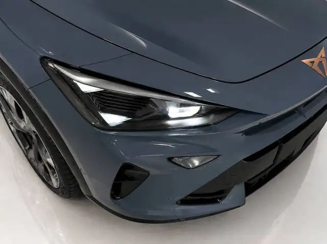 Cupra Formentor view 3