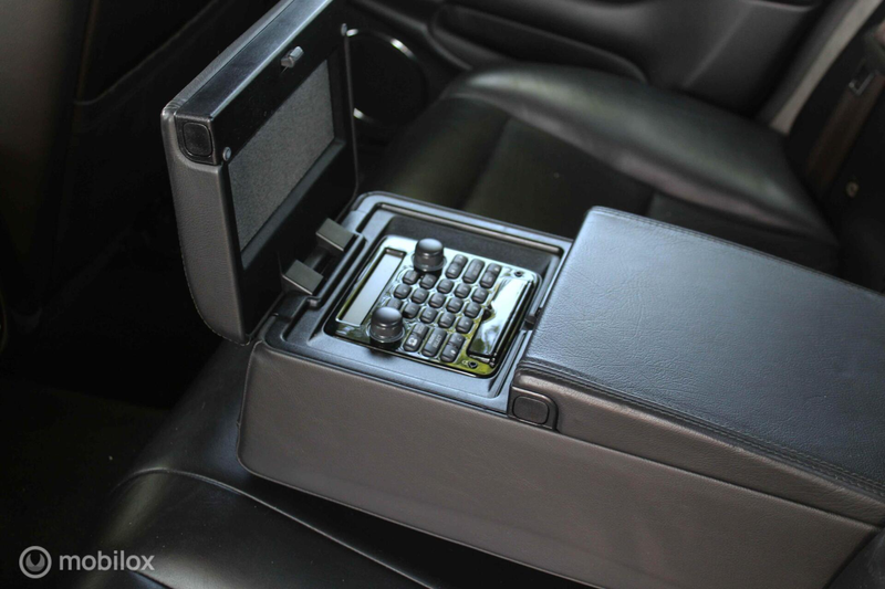 Jaguar XJ 4.2 V8 Super — photo 34