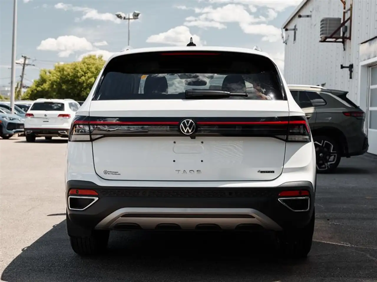 Volkswagen Taos снимка Volkswagen Taos