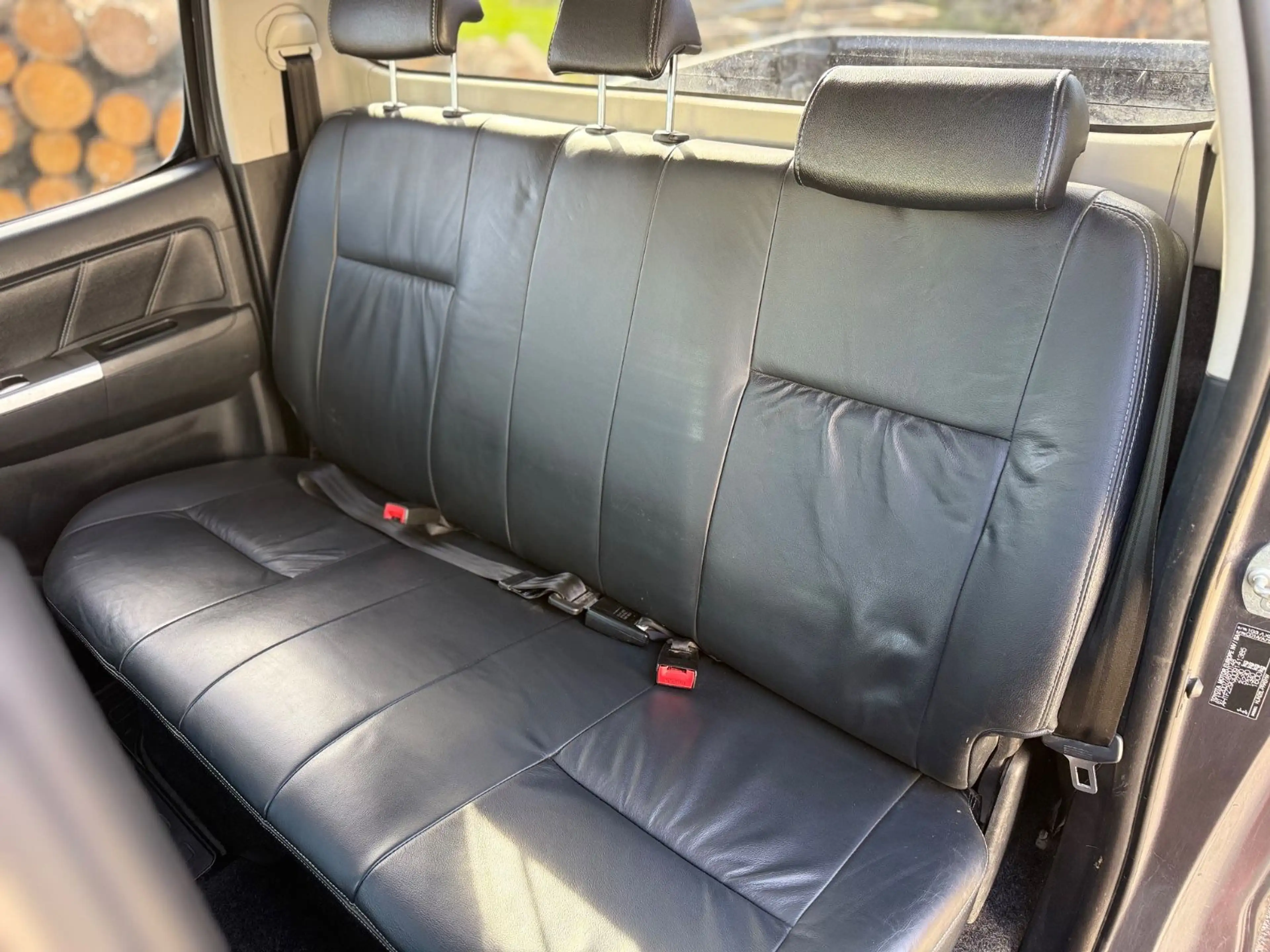 Toyota Hilux Double Cab Executive 4x4 3,0 Automatik — photo 14