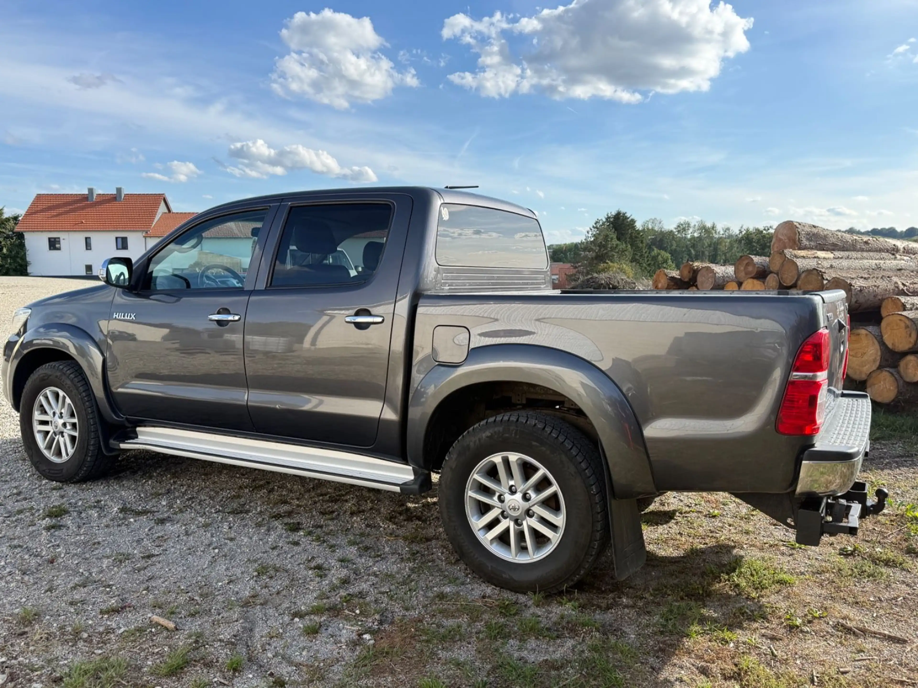Toyota Hilux Double Cab Executive 4x4 3,0 Automatik — photo 8