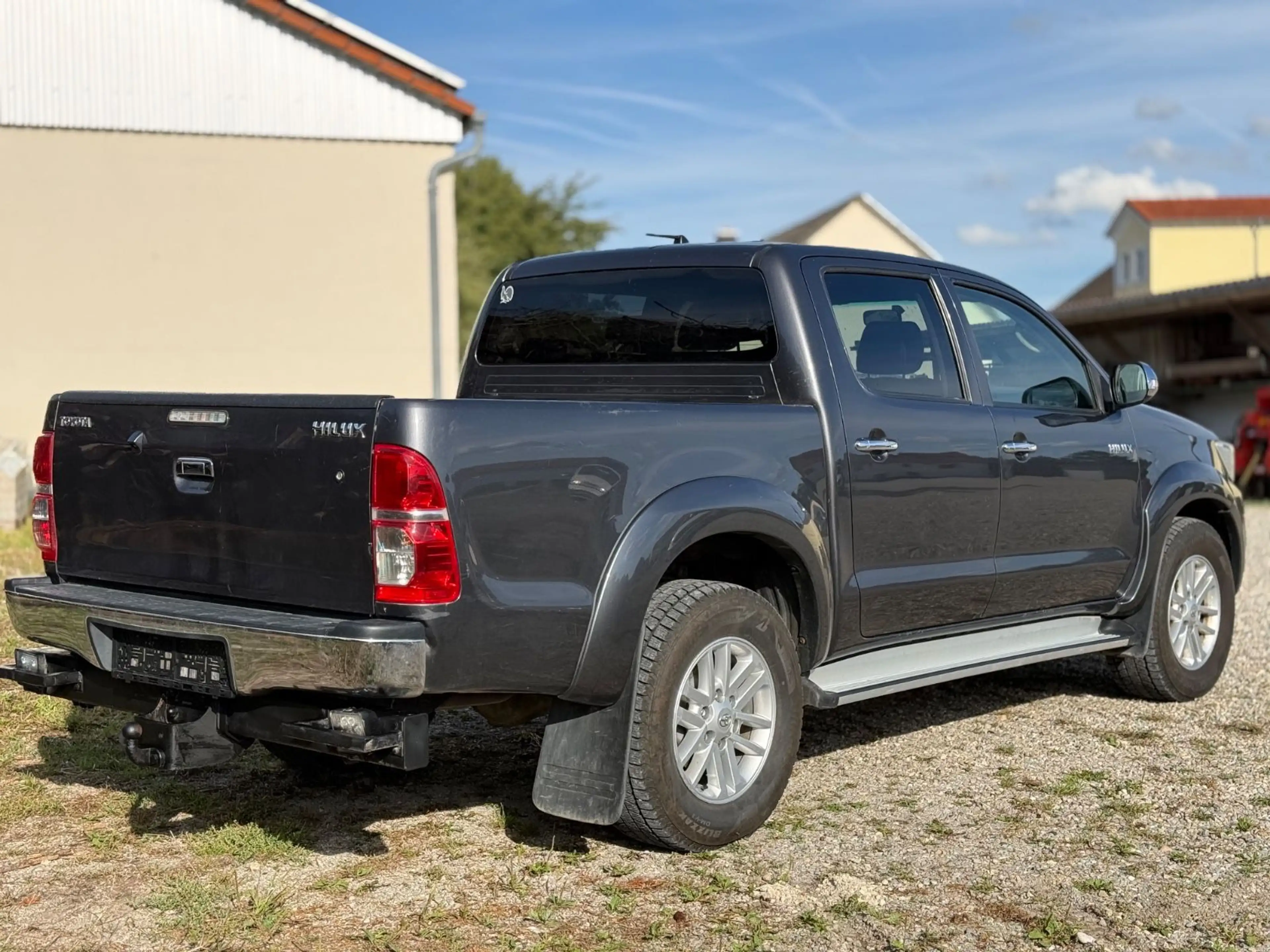 Toyota Hilux Double Cab Executive 4x4 3,0 Automatik — photo 7