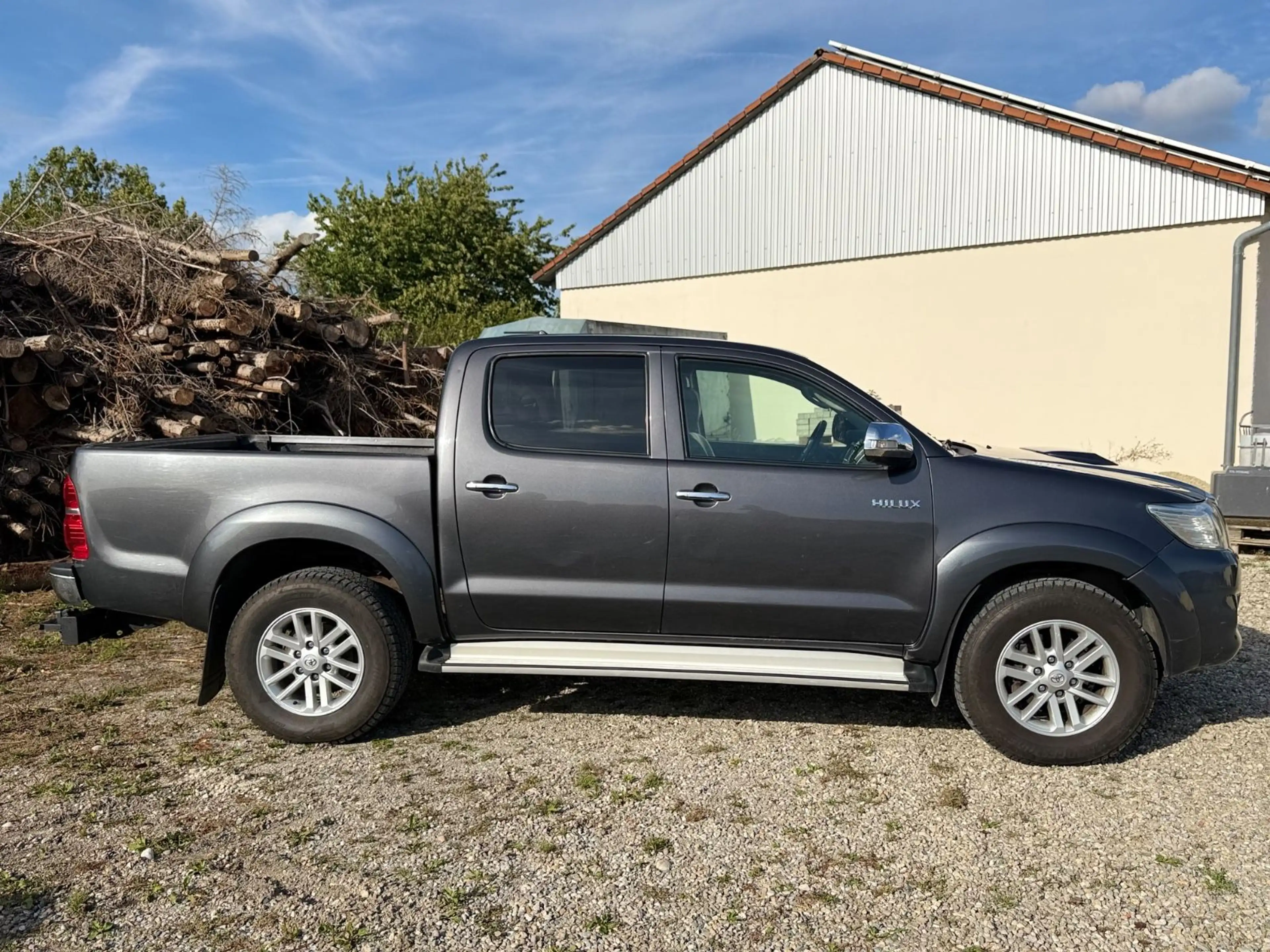 Toyota Hilux Double Cab Executive 4x4 3,0 Automatik — photo 10