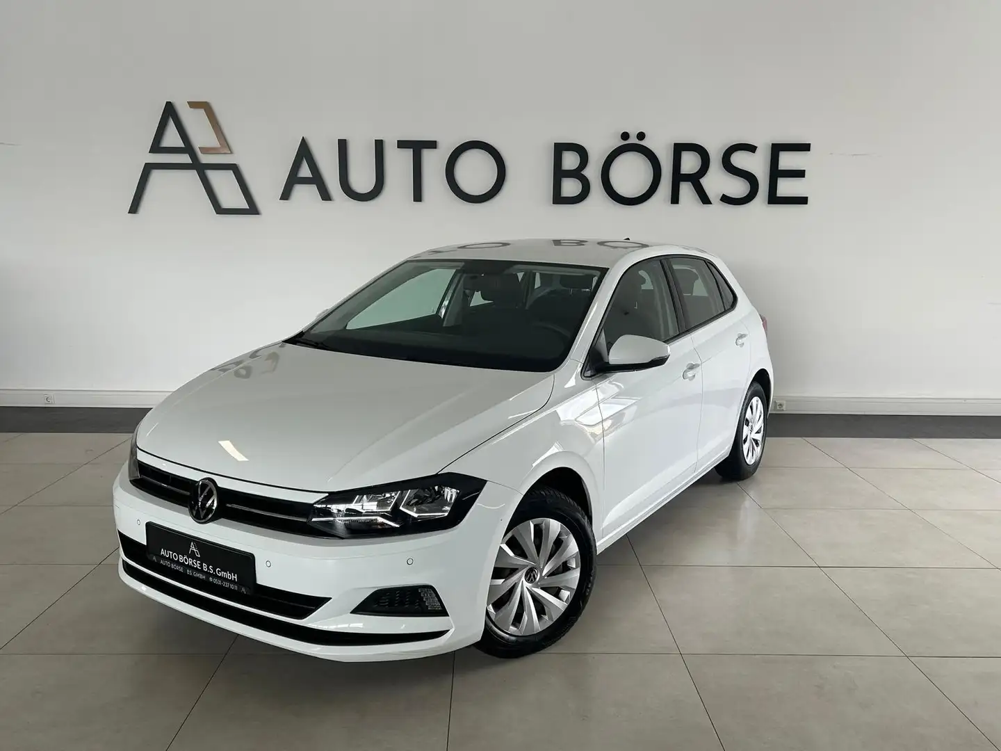 Volkswagen Polo VI 1.0 MPI COMFORTLINE*MFL*SHZ*MFL*DAB*1.HD Wit - 1