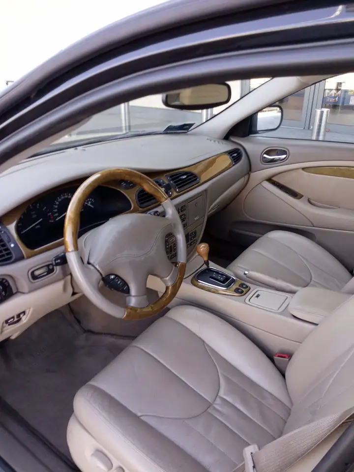Jaguar S-Type 4.0 V8, foto 7