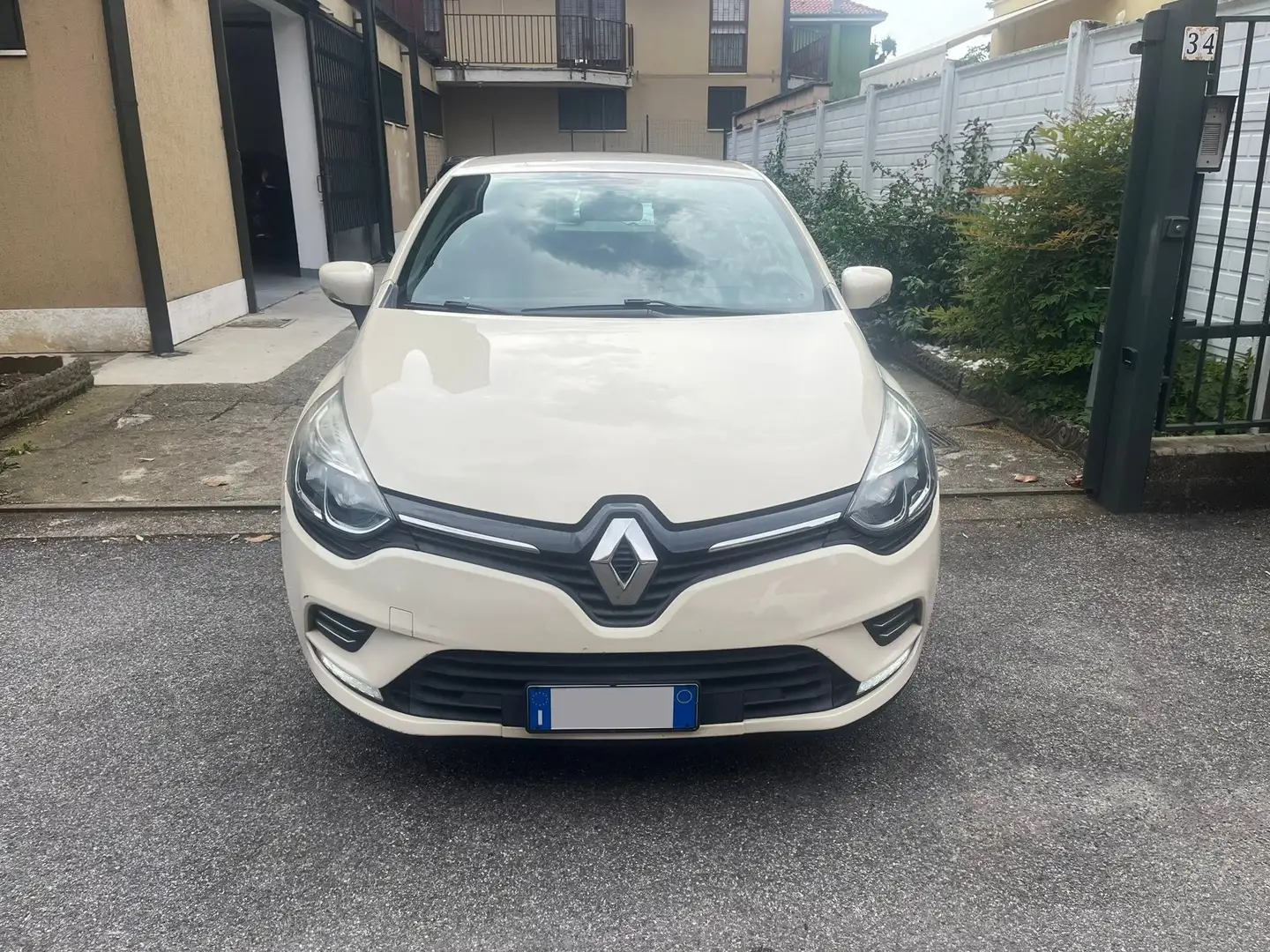 Renault Clio 1.2 16v Intens 75cv *NEOPATENTATI* Beige - 2