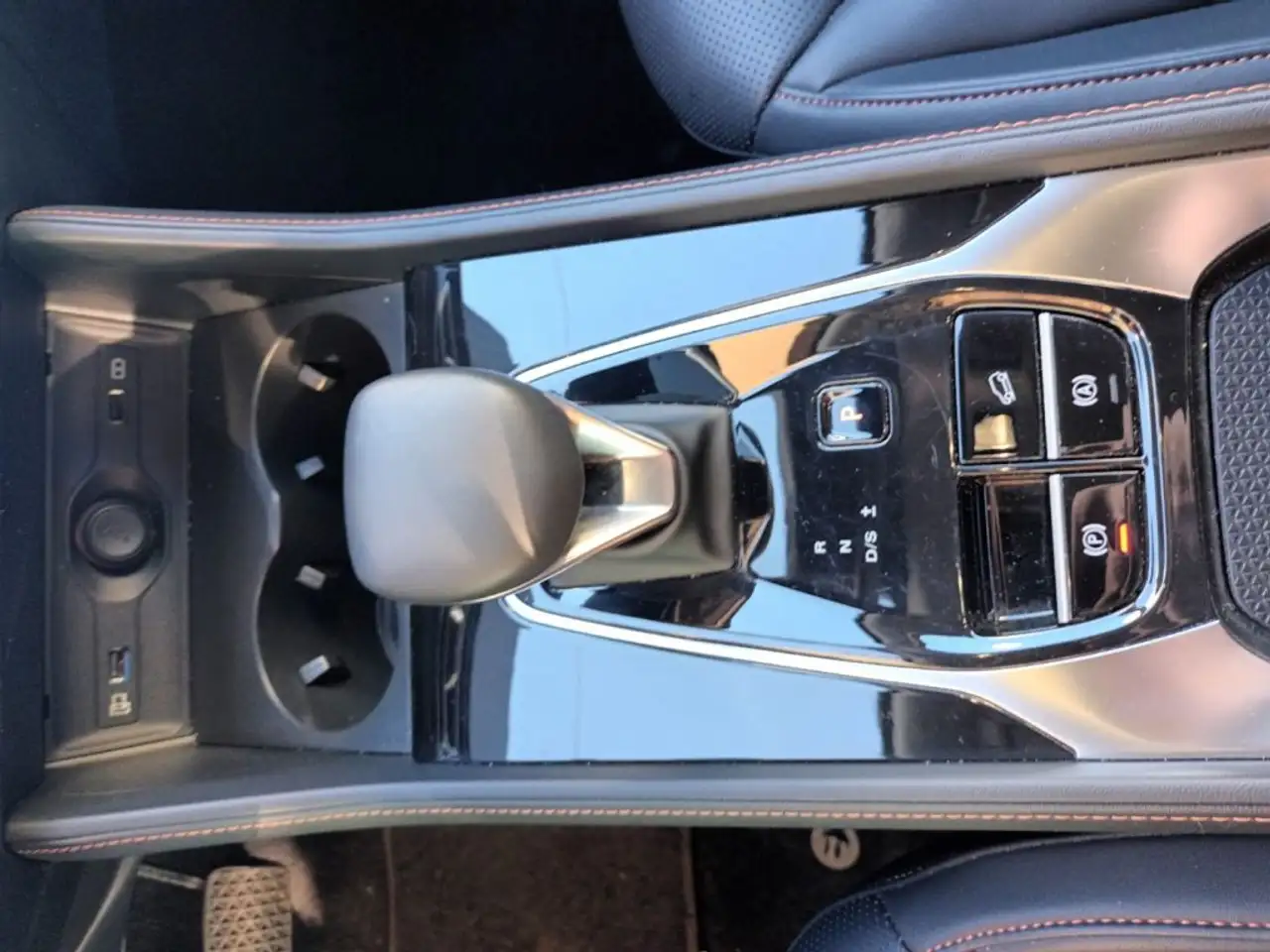 MG HS 1500 T-GDI AT LUXURY 170CV PELLE"19 CAM360 ITALIA 12