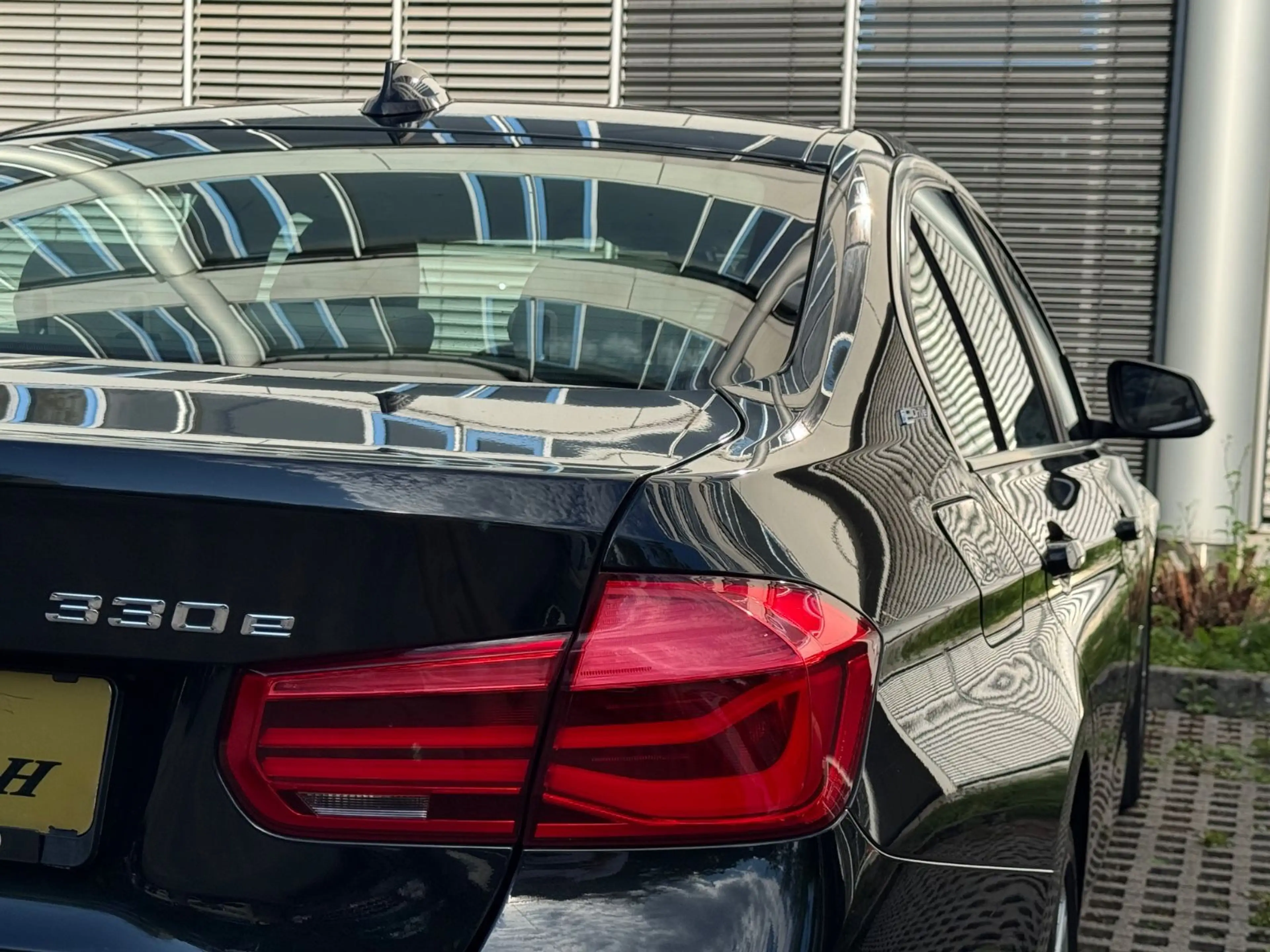 BMW 330 e Lim * Kamera *Carplay * — photo 10