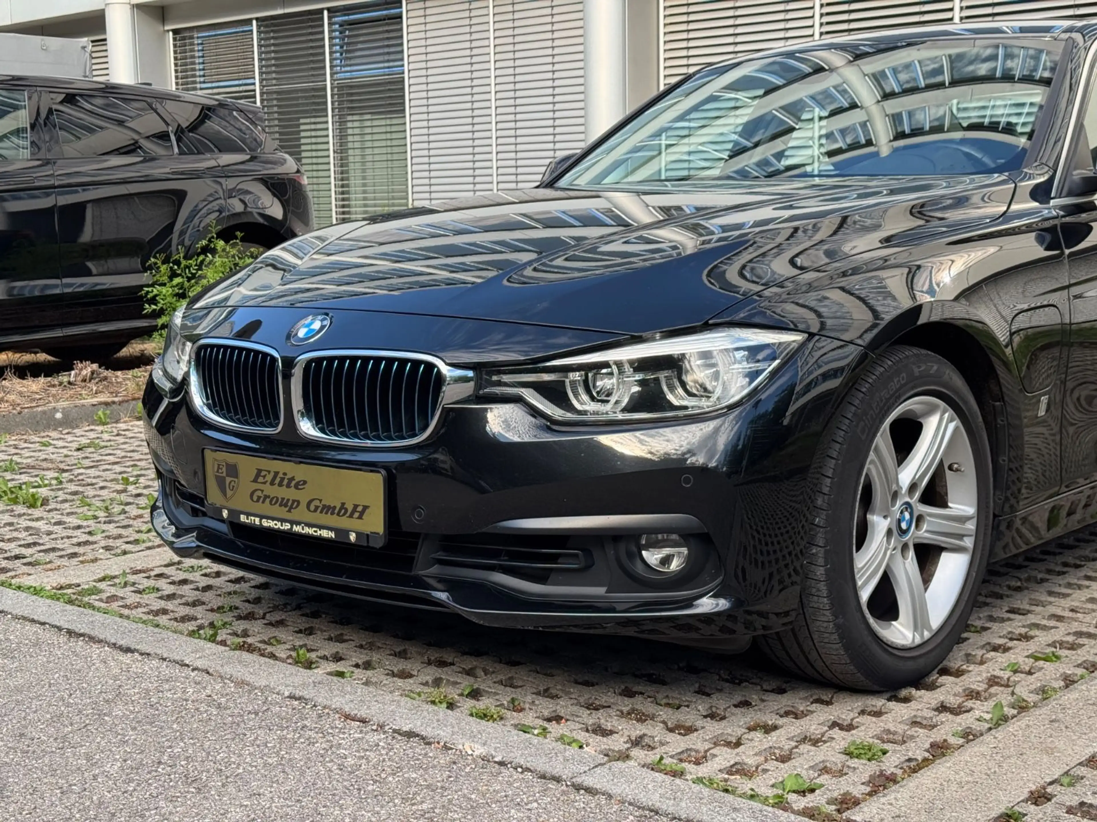 BMW 330 e Lim * Kamera *Carplay * — photo 12
