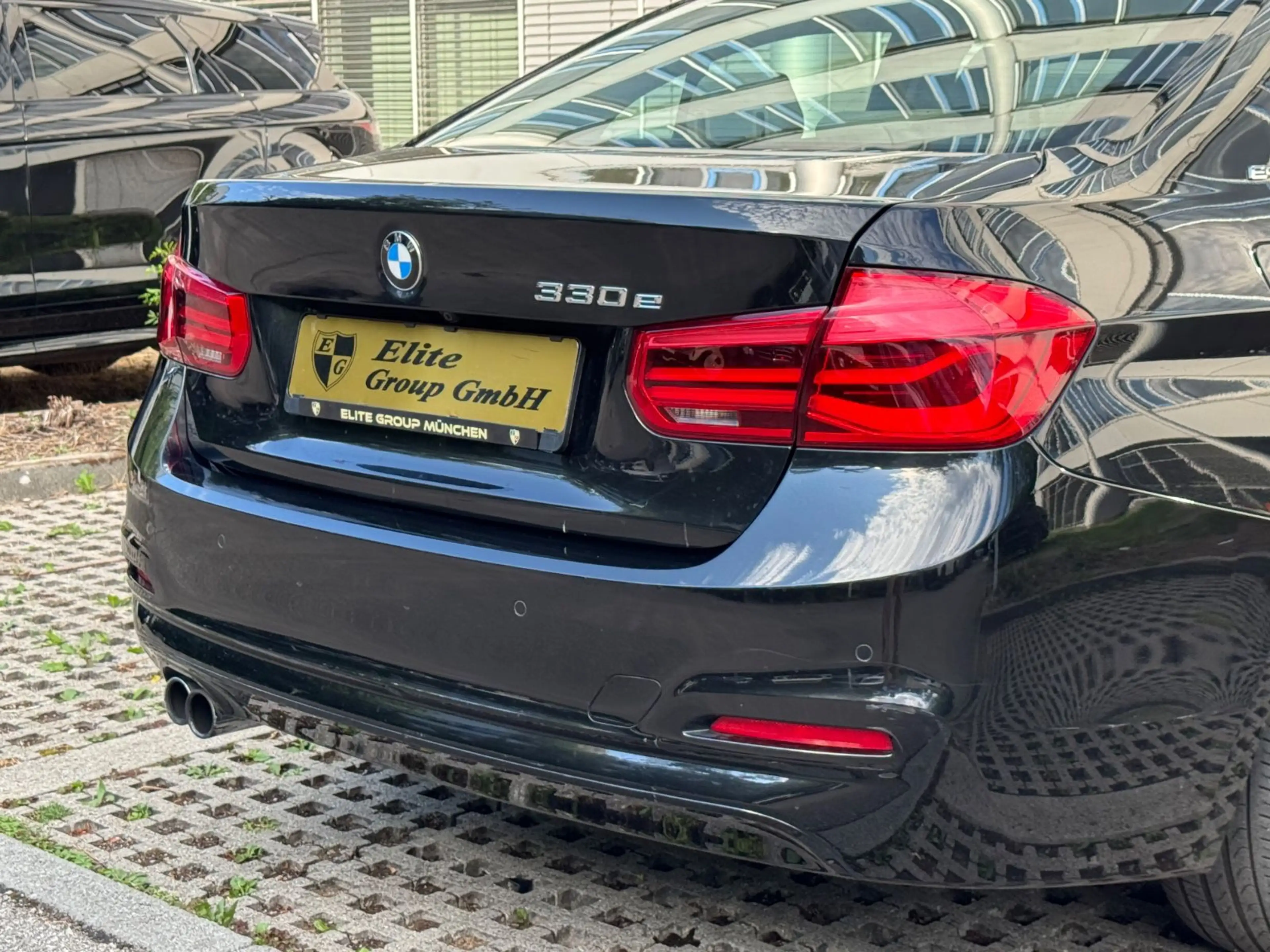 BMW 330 e Lim * Kamera *Carplay * — photo 9