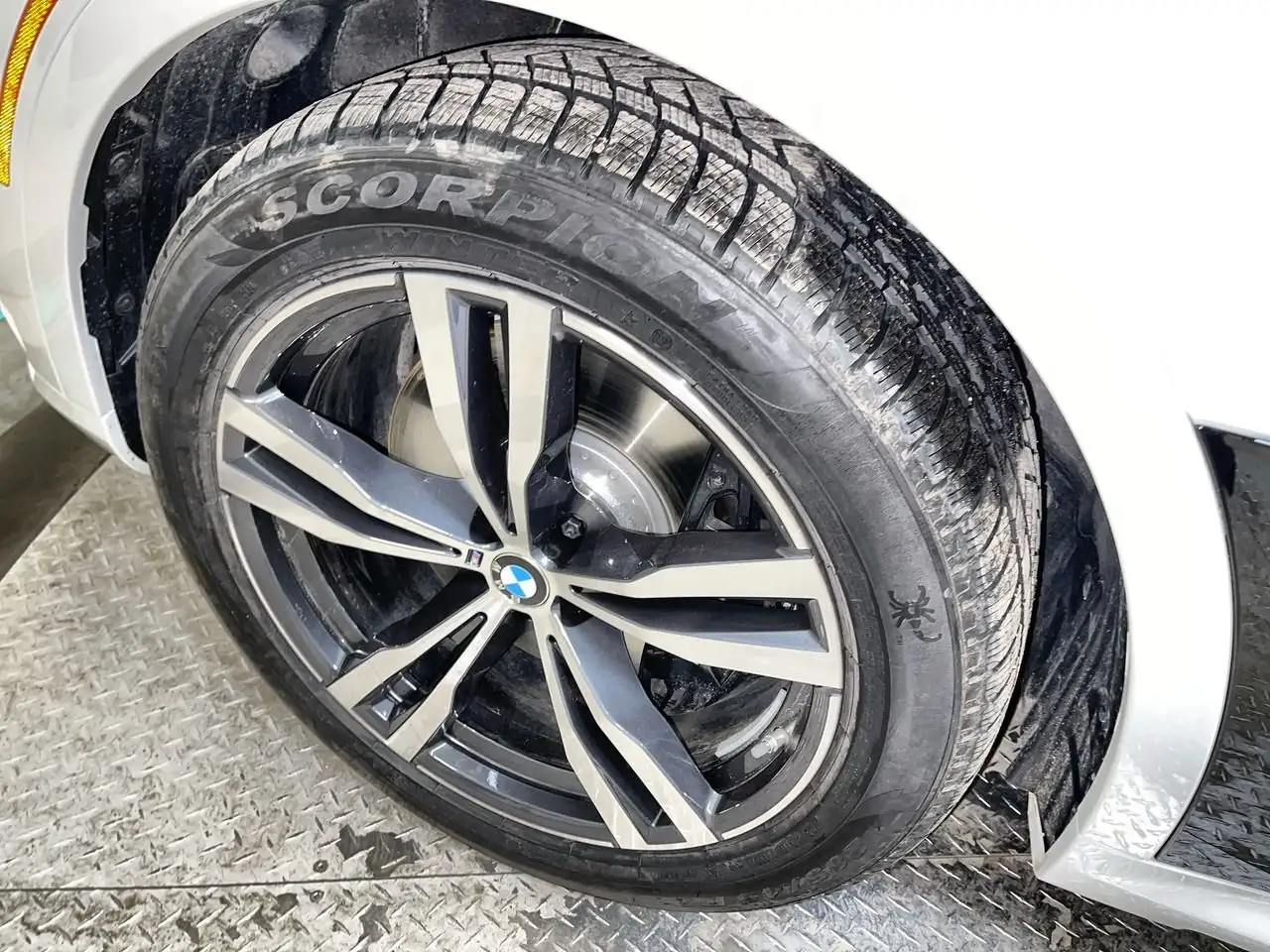BMW X7 снимка BMW X7