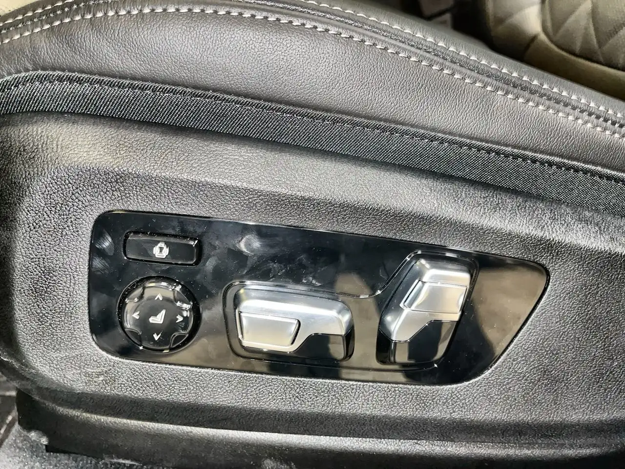 BMW X7 снимка BMW X7