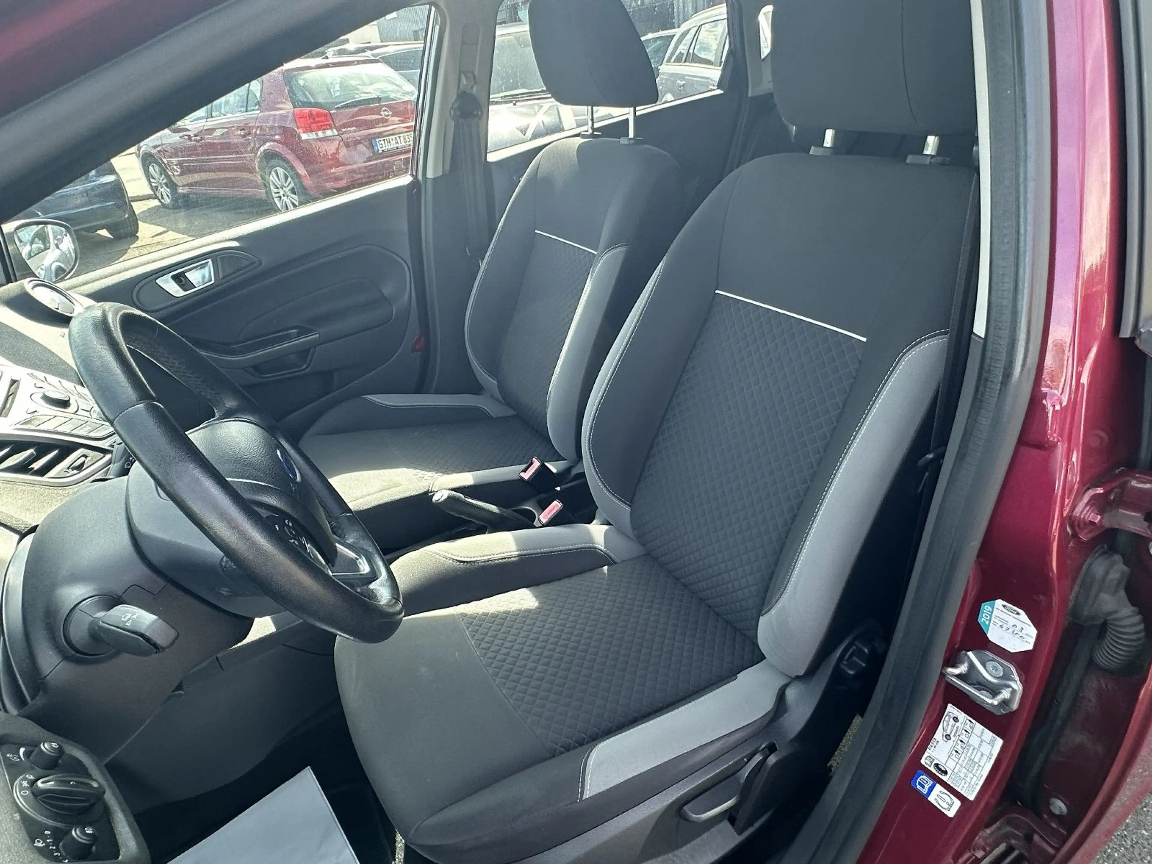 Ford Fiesta Sync Edition*Tüv NEU*Sitzh*Klima*Alu — photo 14
