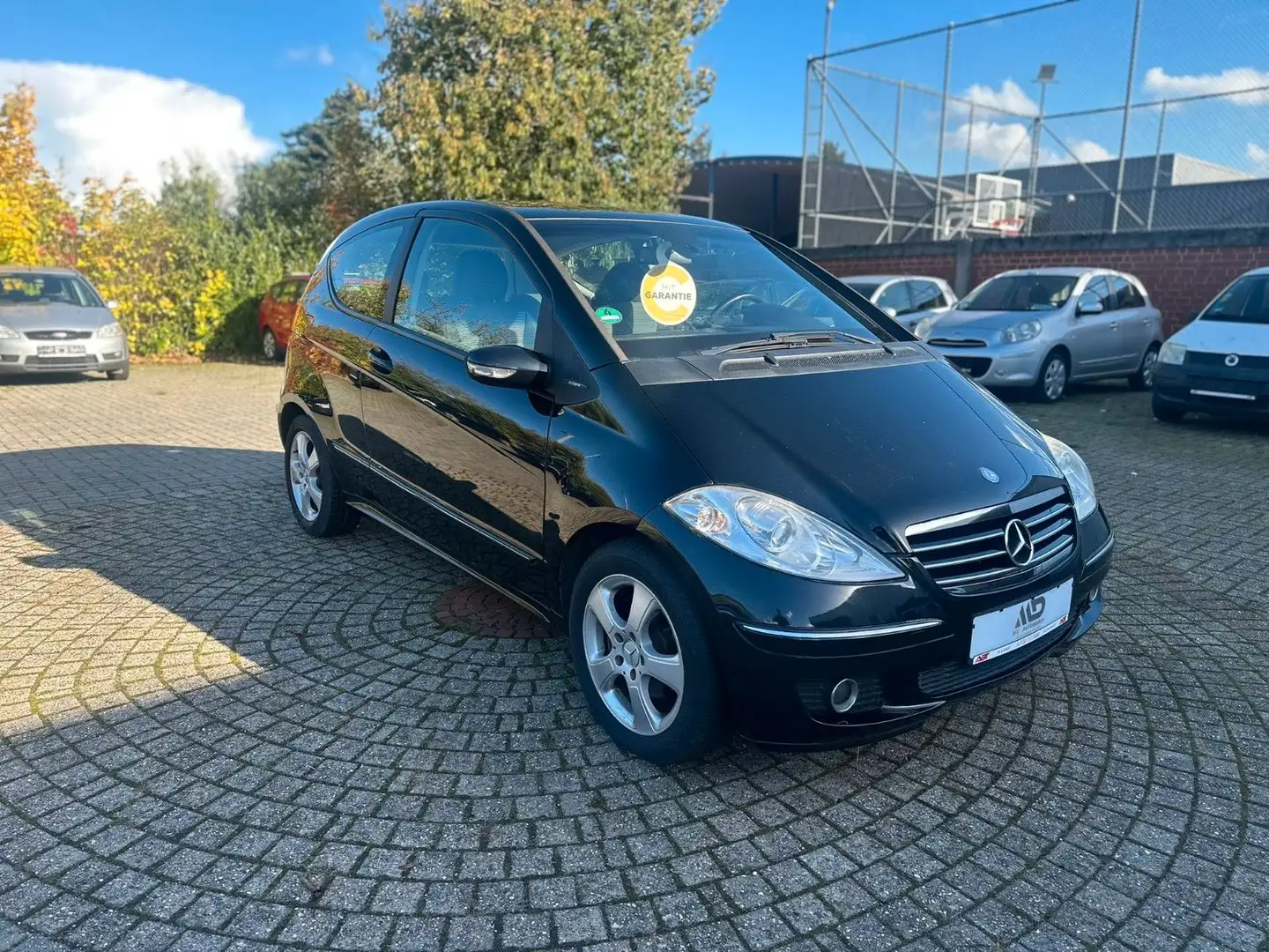 Mercedes-Benz A 180 A  TÜV, Neu Garantie, Automatik Negro - 2