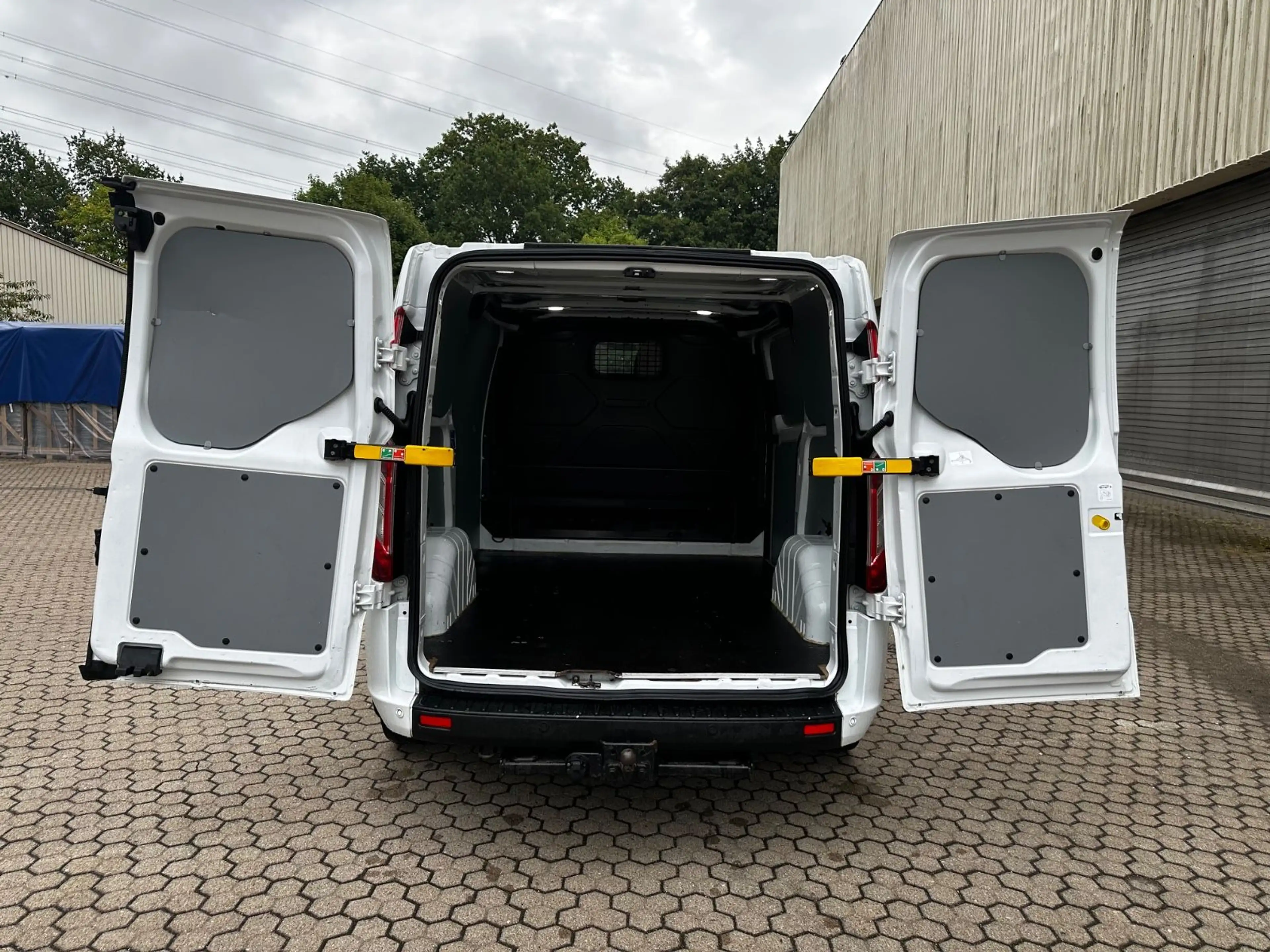 Ford Transit Custom 2.0TDCi Kasten 280 L1*Klima*130PS — photo 14
