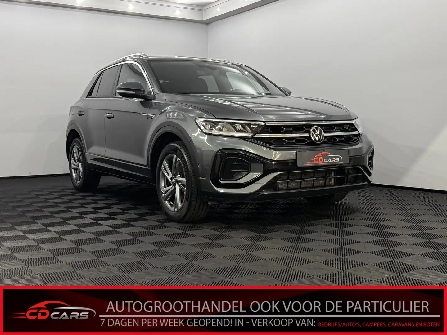 Volkswagen T-Roc 1.5 TSI 2X R-Line Half leder, Camera, Winterpakket Grijs - 1