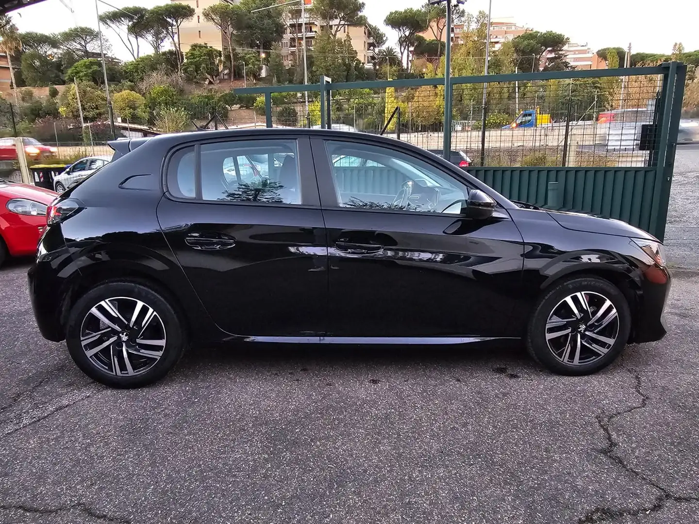 Peugeot 208 208 II 2019 1.2 puretech Active Pack s Noir - 2