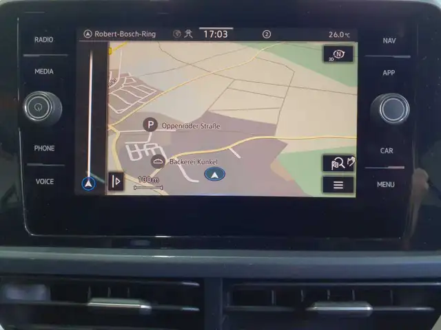 Volkswagen T-Roc view 12
