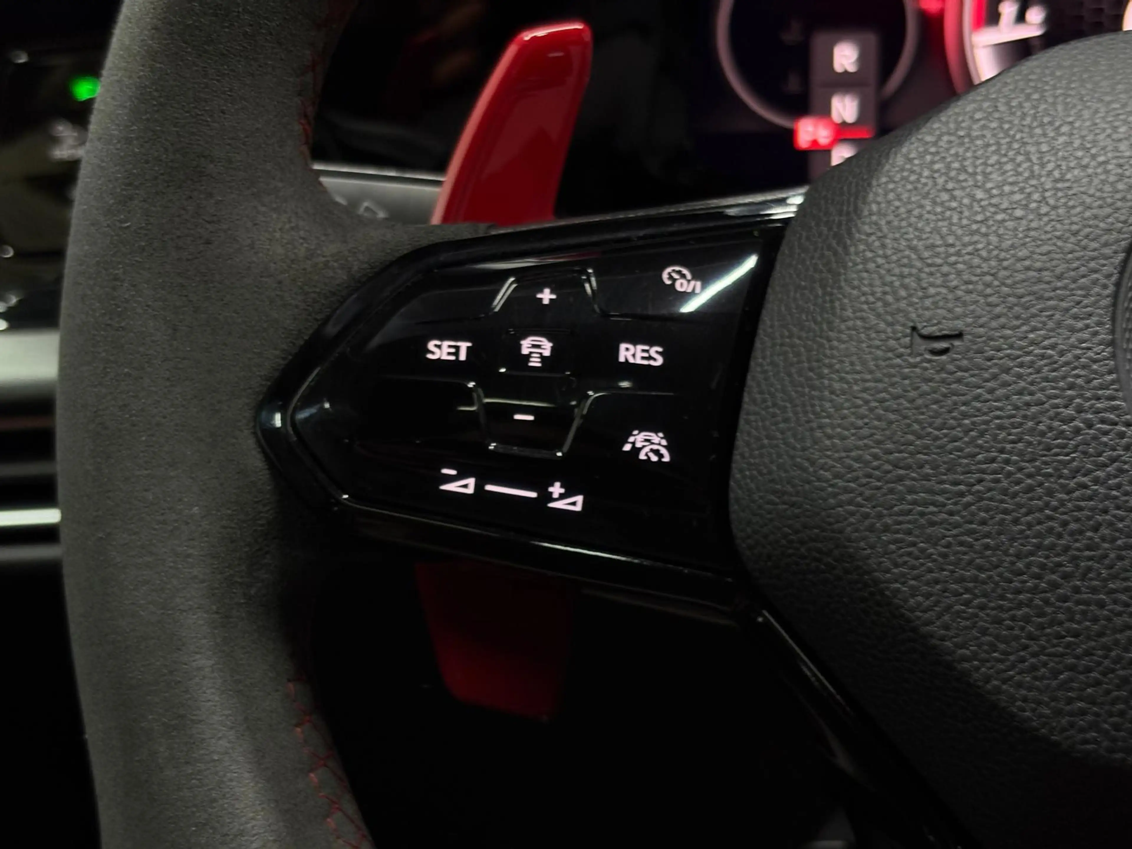 Volkswagen Golf GTI 2.0 TSI Pano IQ Camera Stoelverwarming ACC — photo 13
