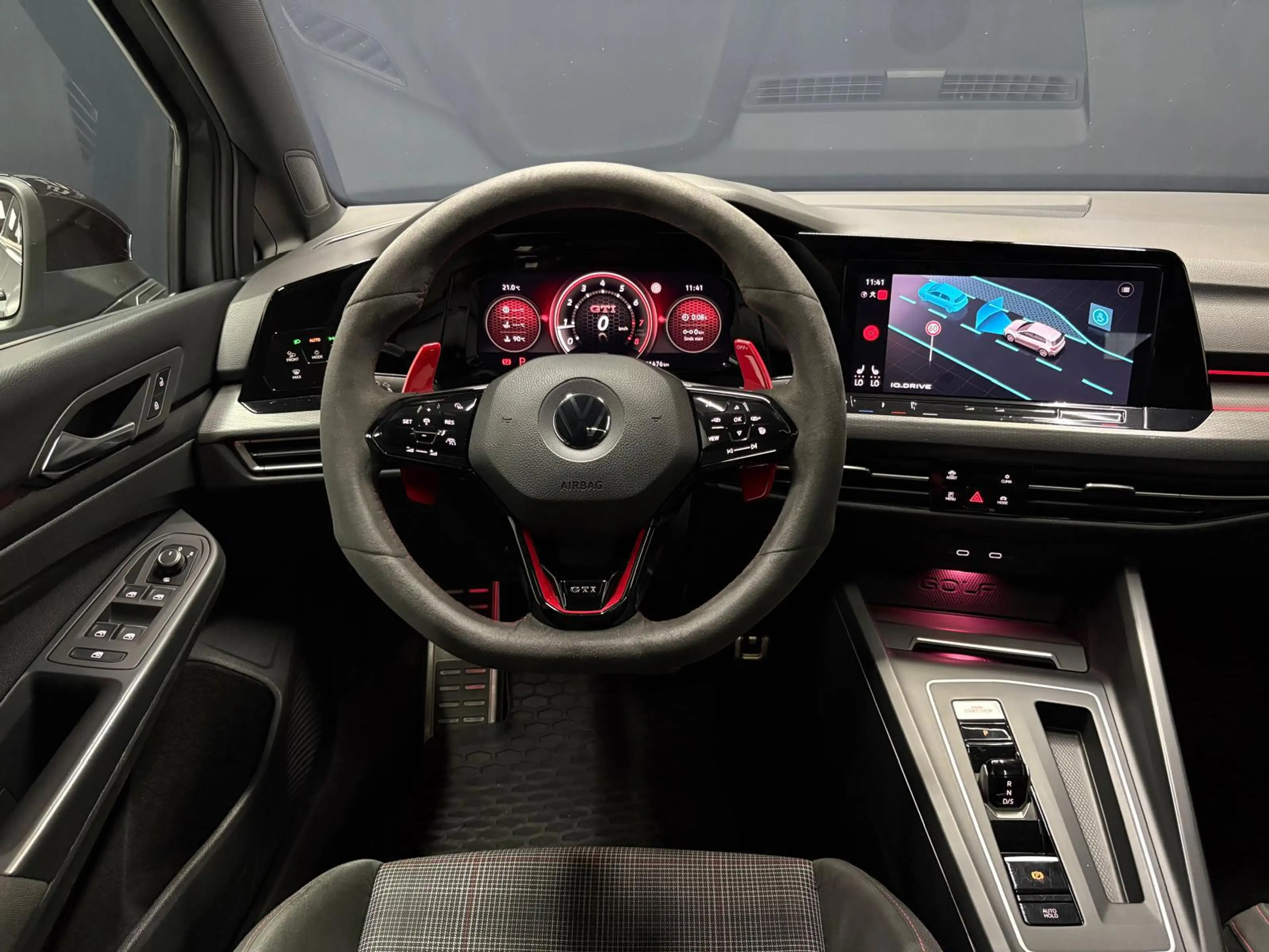 Volkswagen Golf GTI 2.0 TSI Pano IQ Camera Stoelverwarming ACC — photo 10