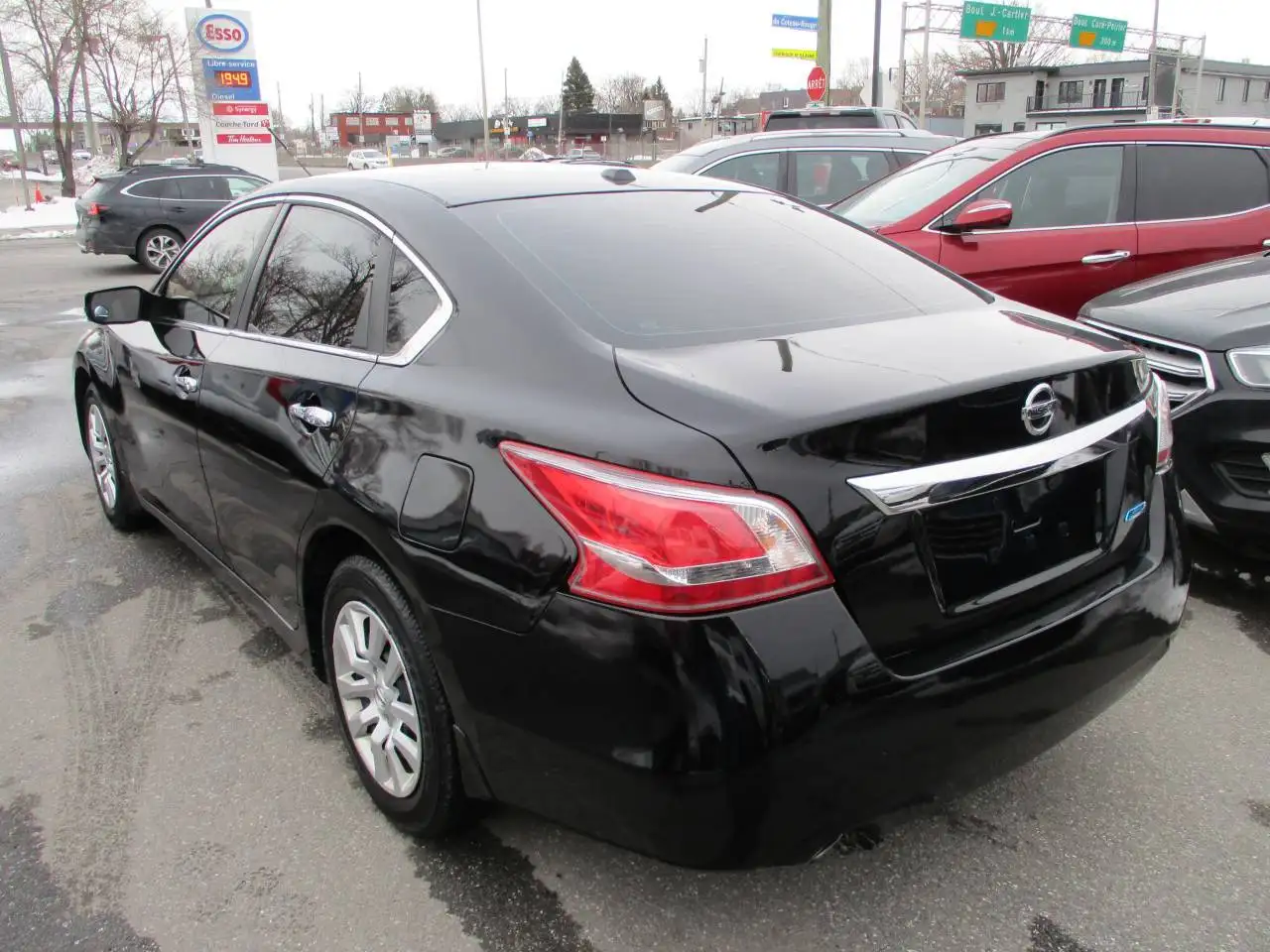 Nissan Altima снимка Nissan Altima
