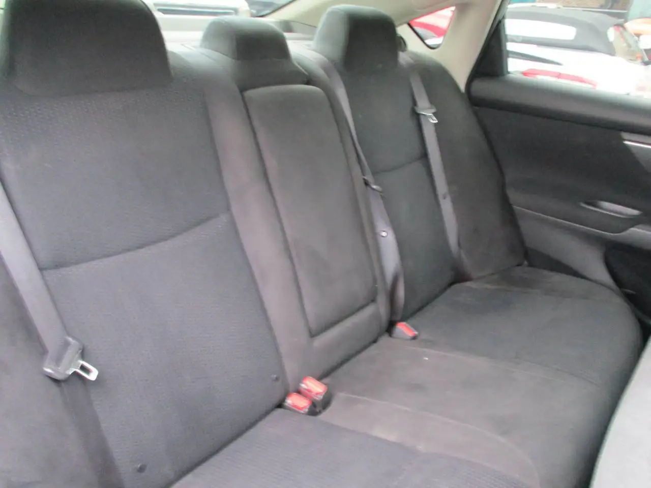 Nissan Altima снимка Nissan Altima