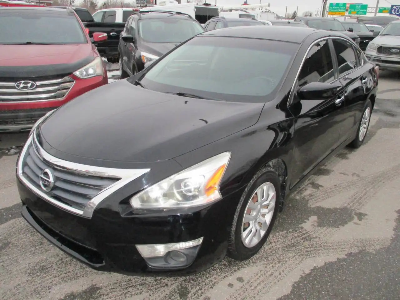 Nissan Altima снимка Nissan Altima
